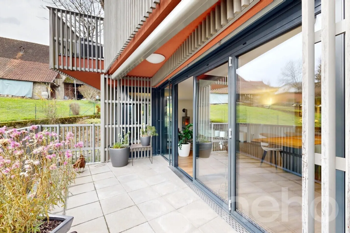 Moderne und grosszügige 4.5-Zimmerwohnung mit Schwedenofen - Foto 10 von 12