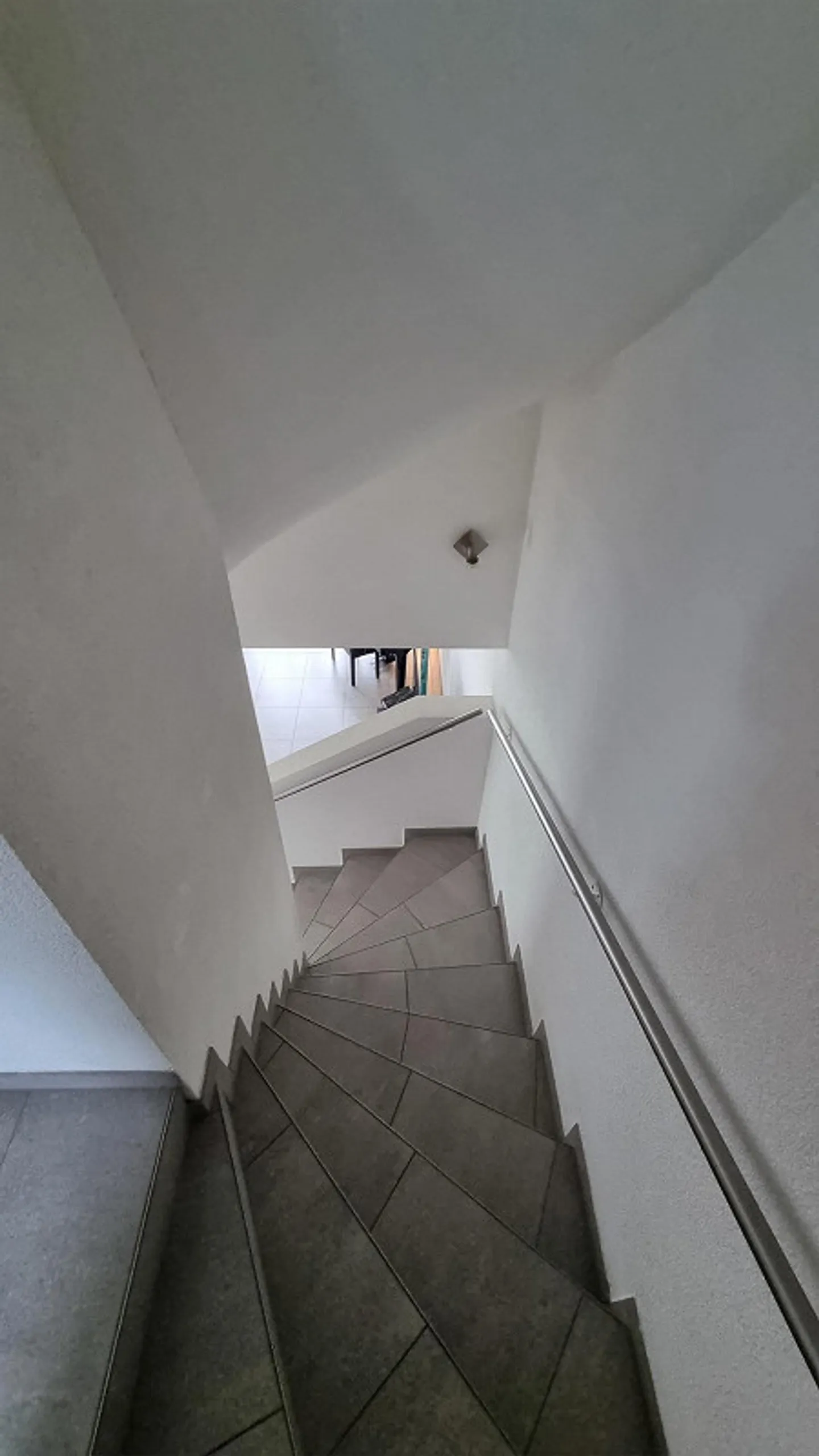 Maison de 6 ½ pièces dans un quartier familial près du centre-ville - Photo 8 sur 20