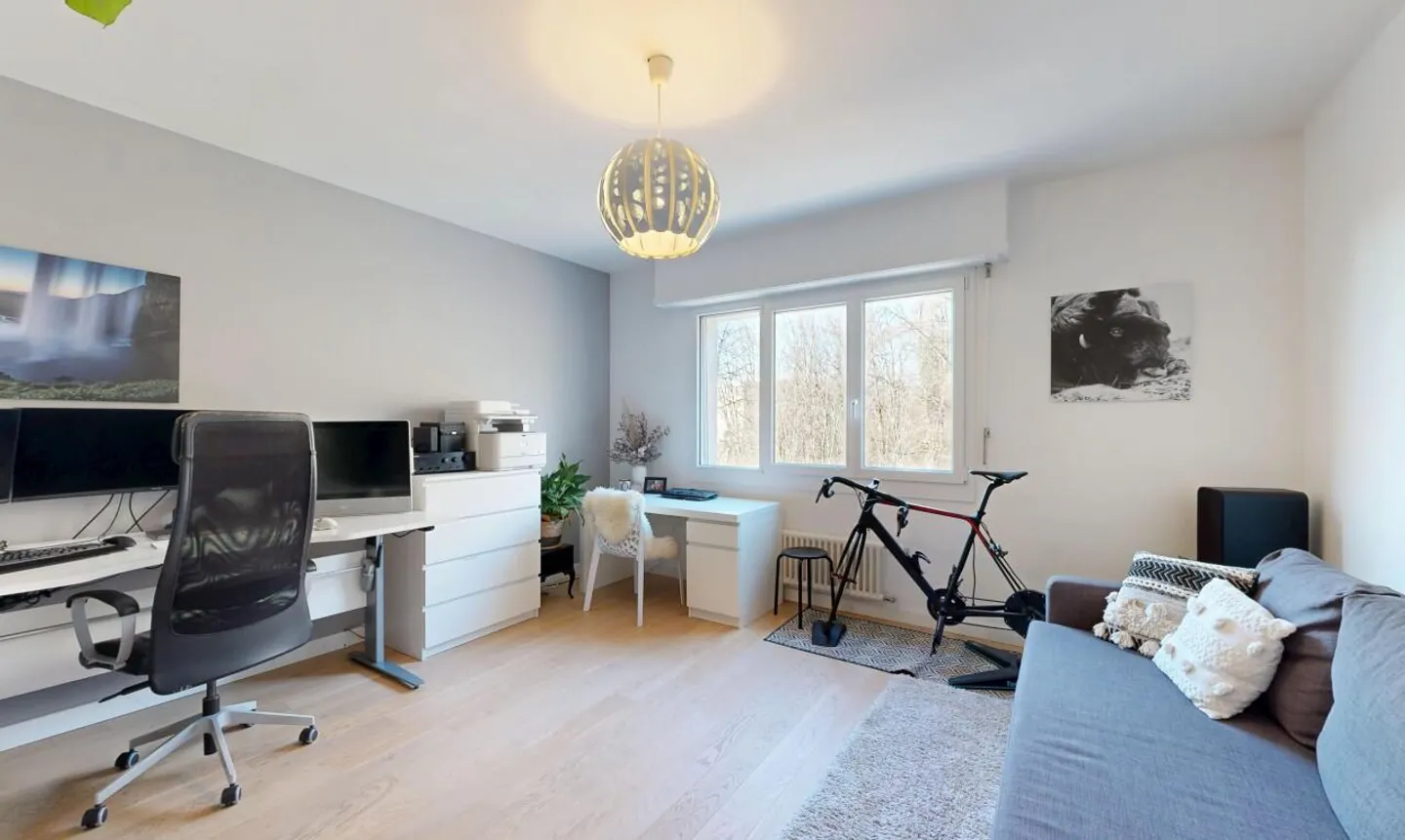 Helles 4-Zimmer-Apartment mit Balkonen und unverbautem Blick - Foto 8 von 11