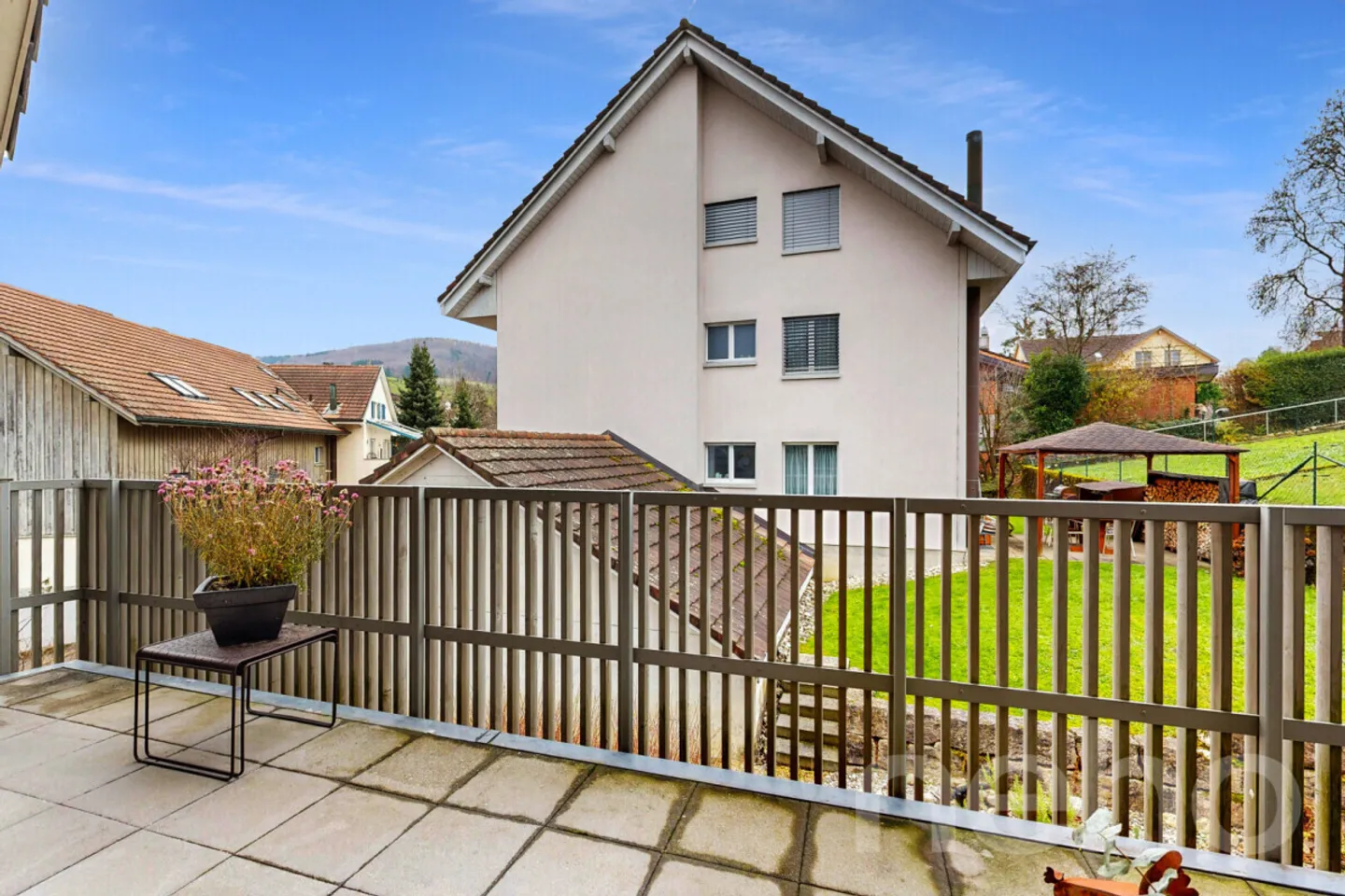 Moderne und grosszügige 4.5-Zimmerwohnung mit Schwedenofen - Foto 12 von 12