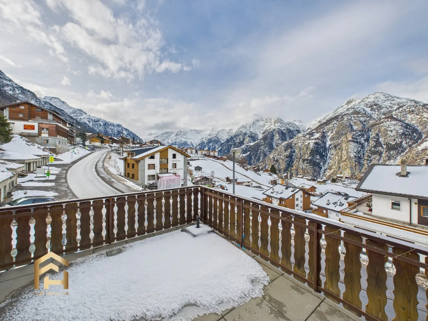 3.5-room apartment in Grächen with stunning balcony & panoramic view - Photo 9 of 13