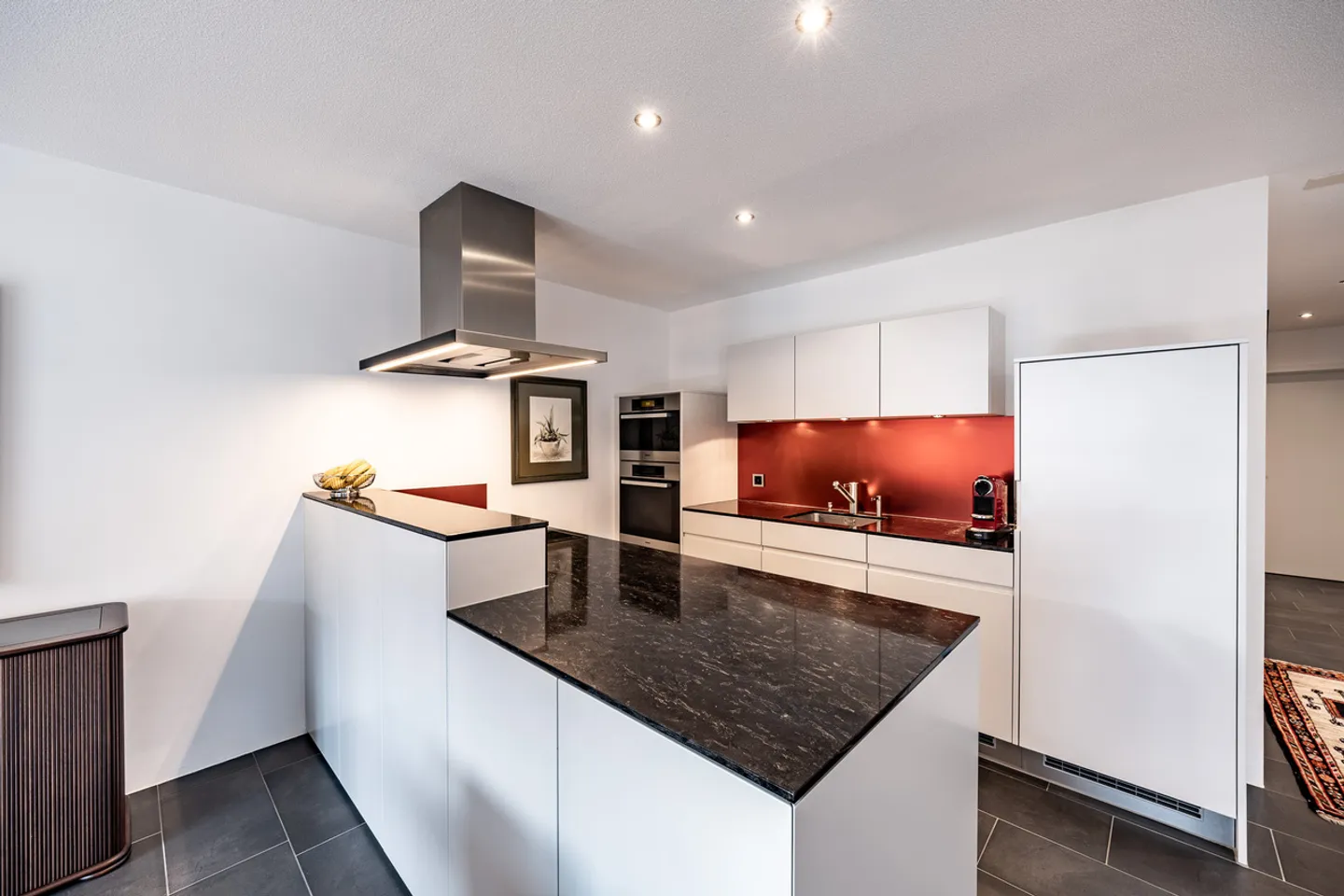 Appartement spacieux et élégant avec une vue magnifique - Photo 4 sur 9