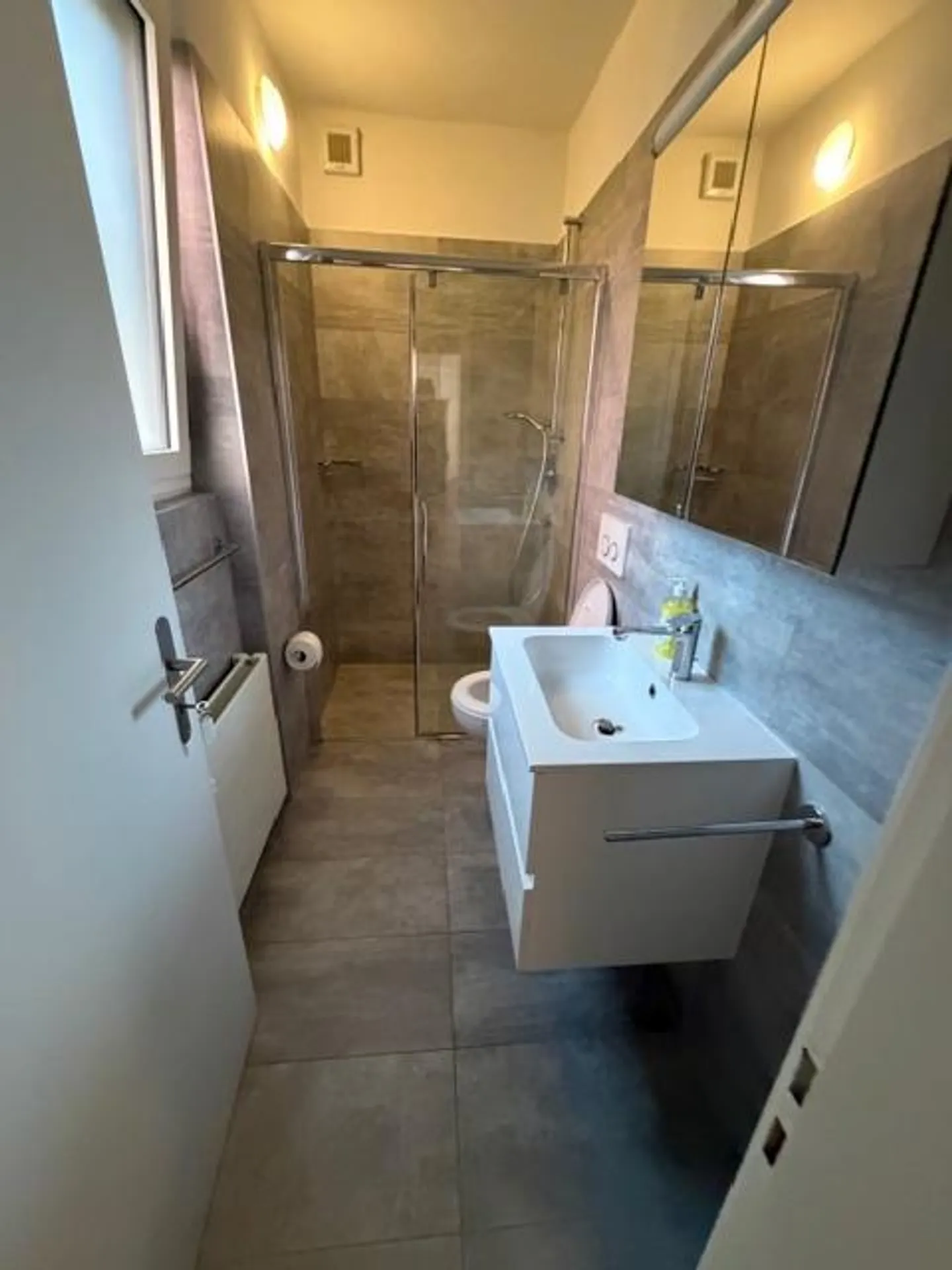 Charmante Villa zur Miete in Losone - Foto 5 von 16