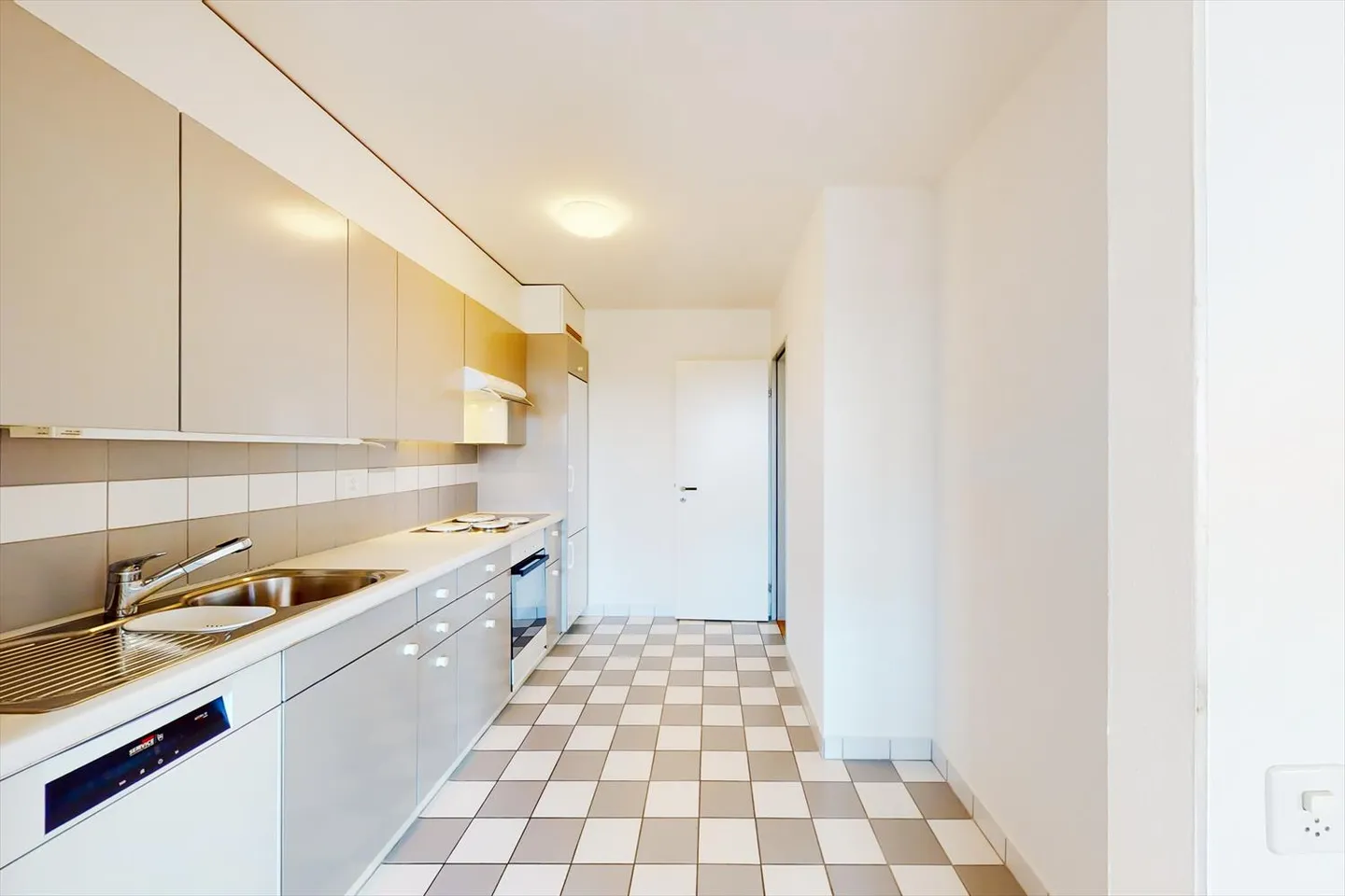 Appartamento luminoso e accogliente - Foto 2 di 8