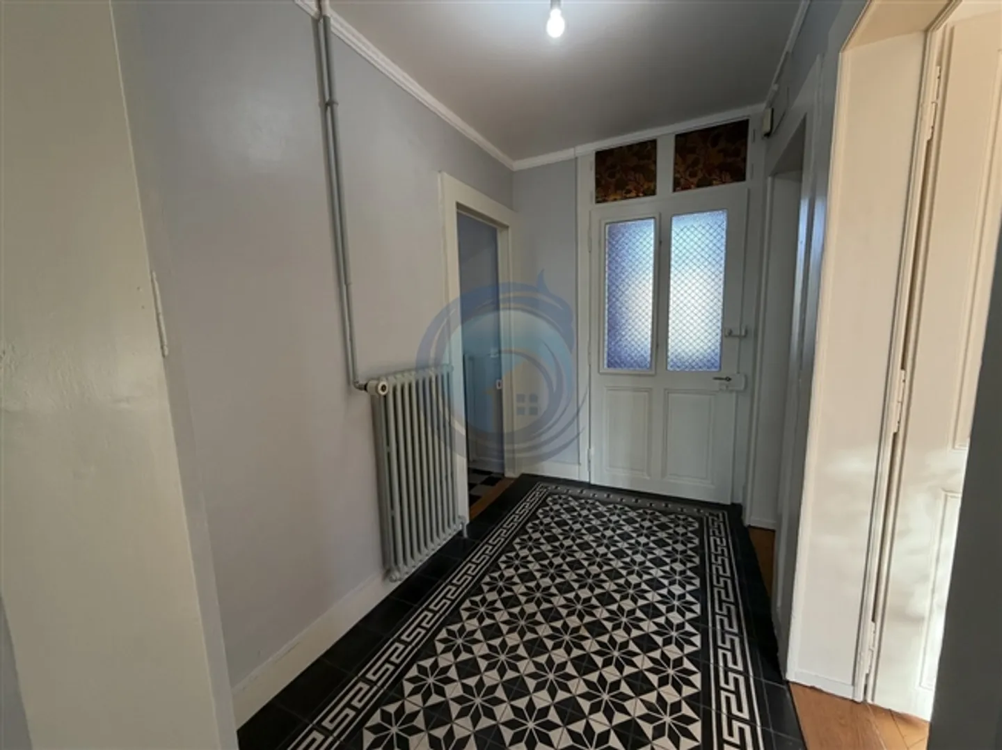 Apartment with 3.5 rooms in the center of La Tour-de-Peilz - Photo 3 of 14