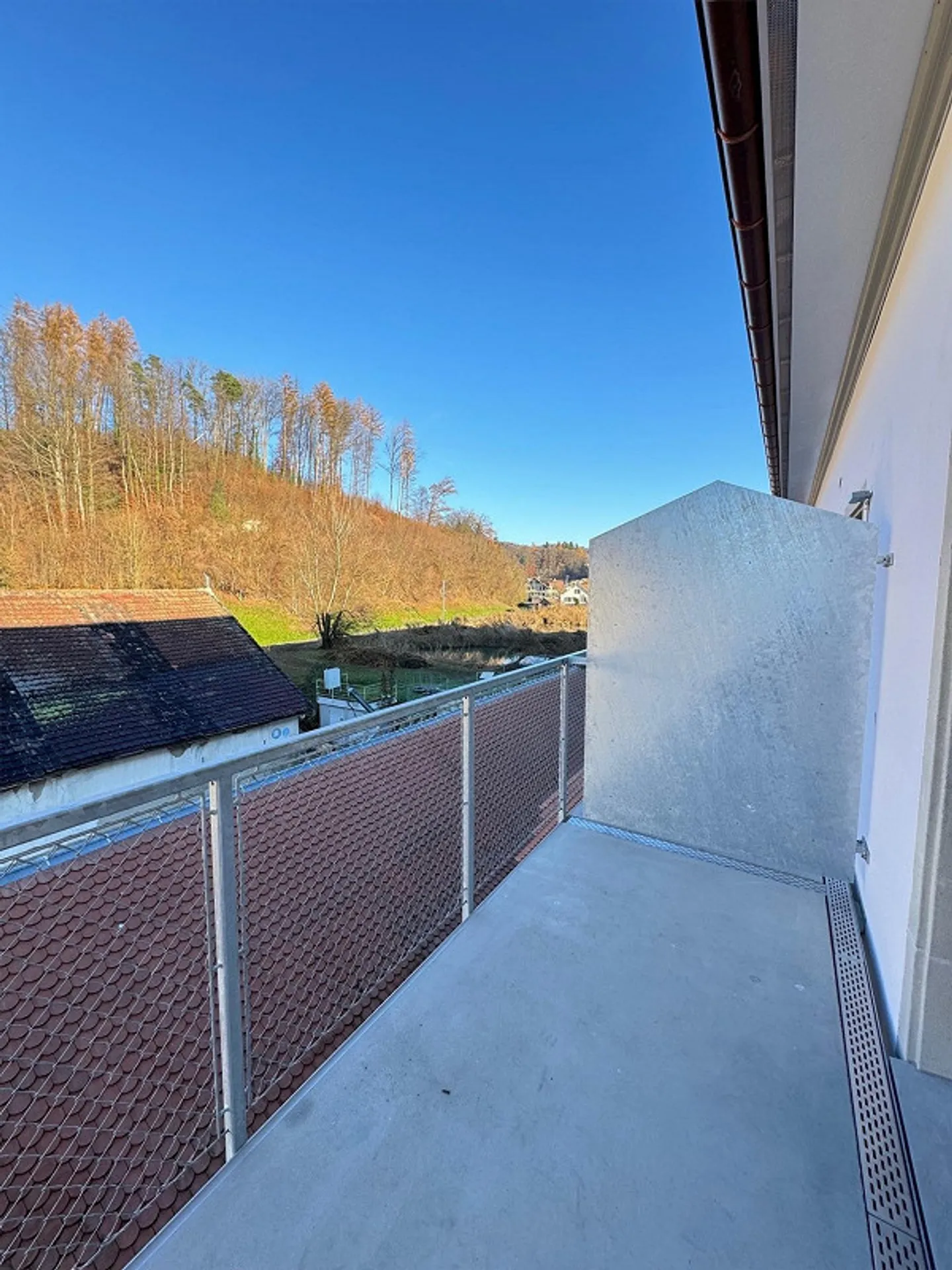Moderno appartamento loft con 1 camera in un edificio industriale storico - Foto 11 di 12