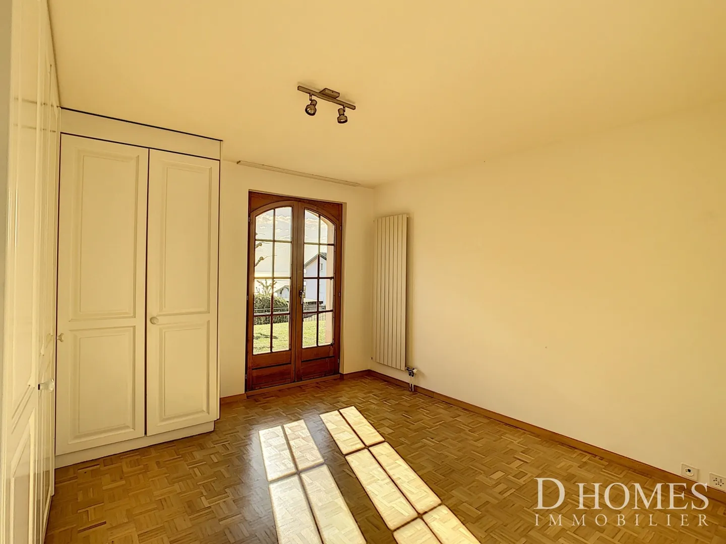 EXKLUSIVITÄT I 5,5-Zimmer-Wohnung mit großer Terrasse und Aussicht - Foto 12 von 13