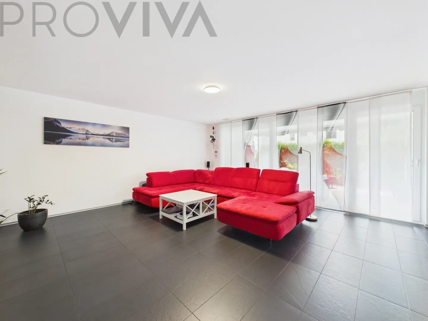 Geräumige Erdgeschosswohnung - Foto 2 von 6
