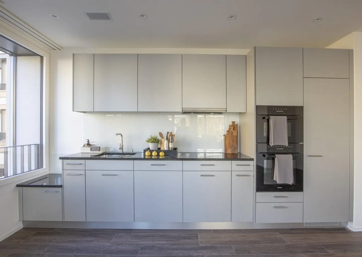 Appartamento moderno di 2,5 locali nel centro del villaggio di Pratteln. - Foto 4 di 7