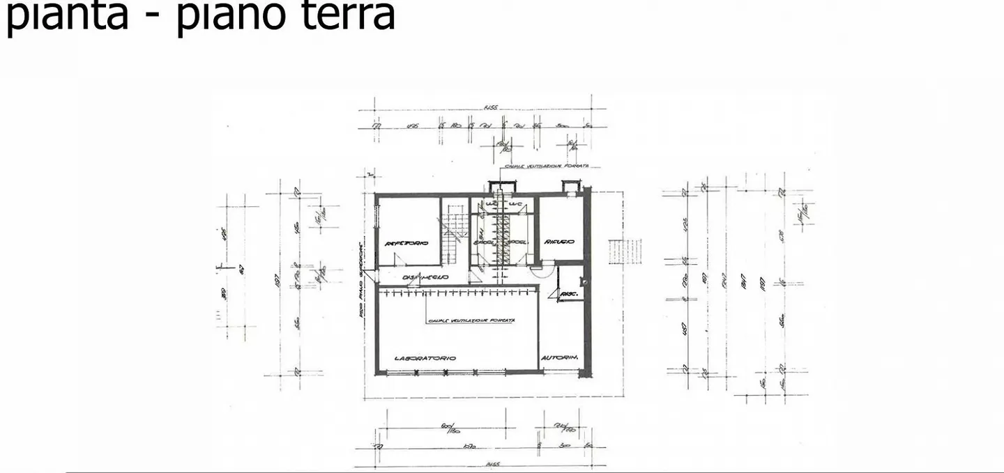 VILLA DELLA NOBILTA' 7.5 DA RISTRUTTURARE CON GIARDINO A BALERNA - Foto 11 di 11