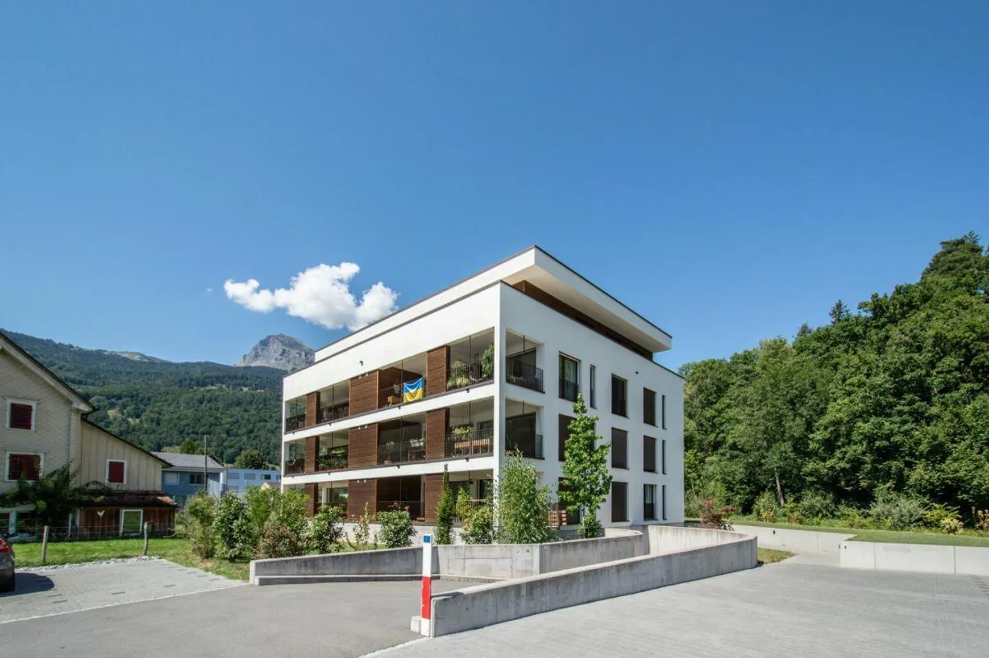 Aussenparkplatz in Trübbach - Foto 1 von 1