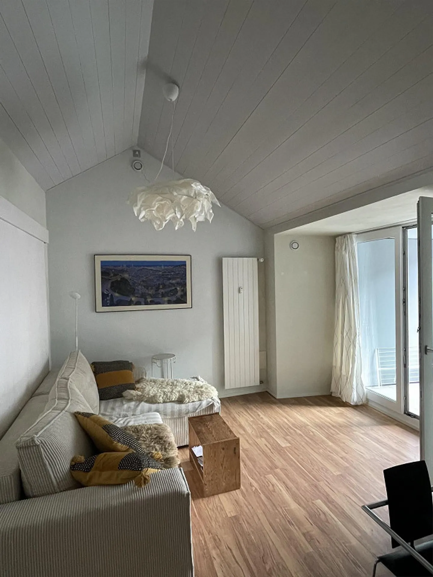 Appartement en attique : central, lumineux, calme, écologique - Photo 2 sur 8