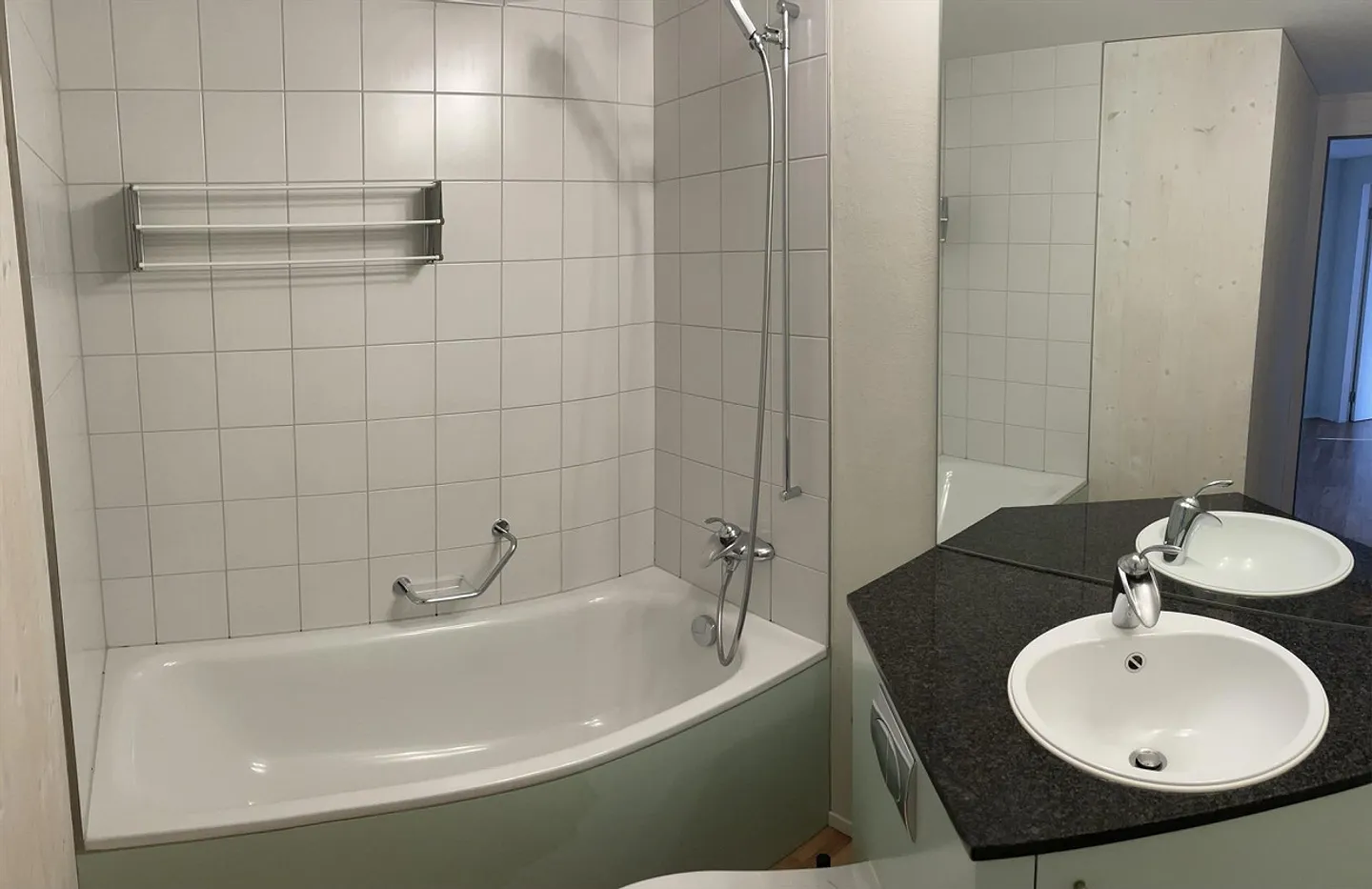 Appartement en attique : central, lumineux, calme, écologique - Photo 7 sur 8