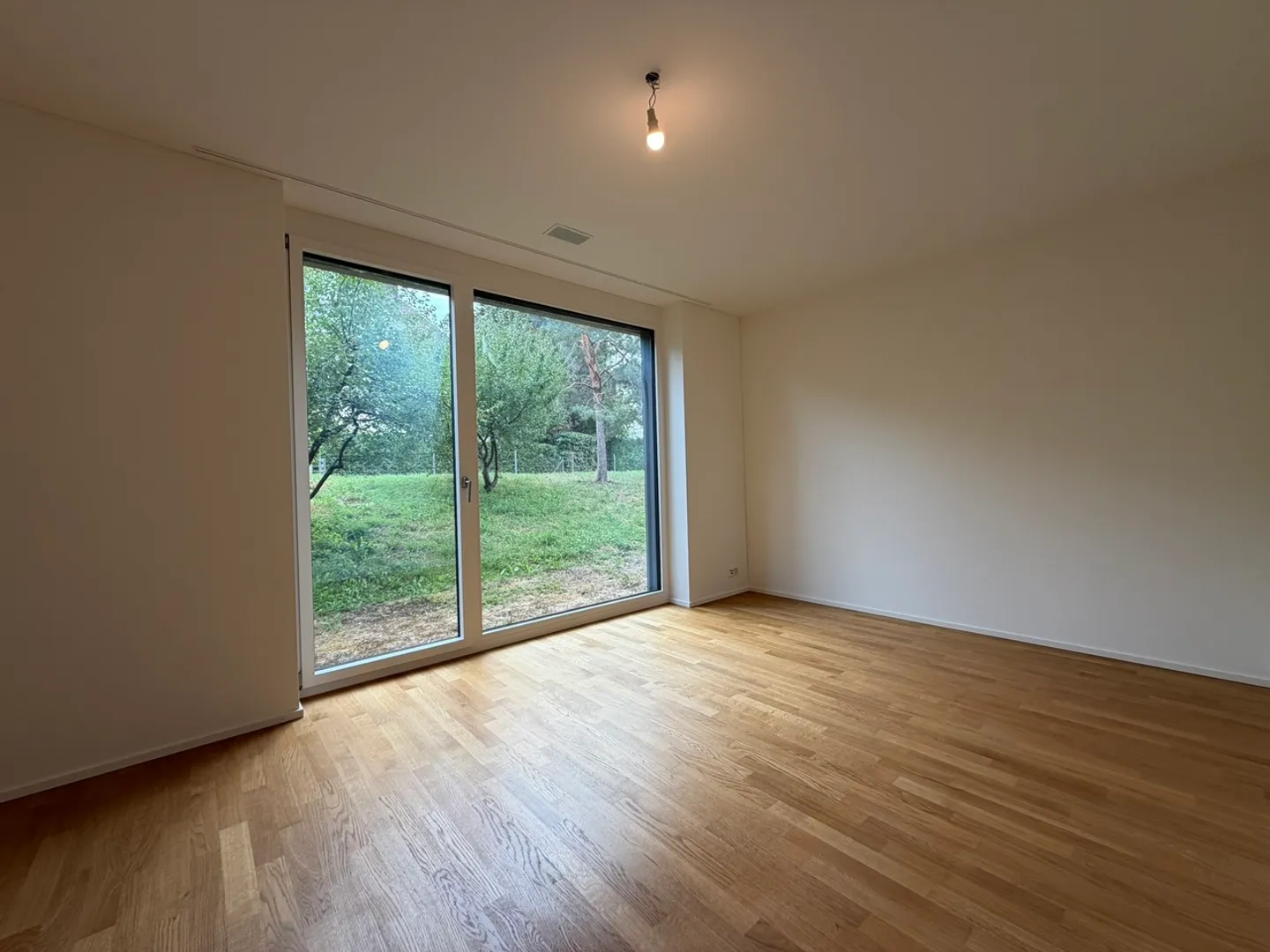 Willkommen in dieser modernen und grosszügigen 4.5-Zimmer-Wohnung - Photo 7 of 9