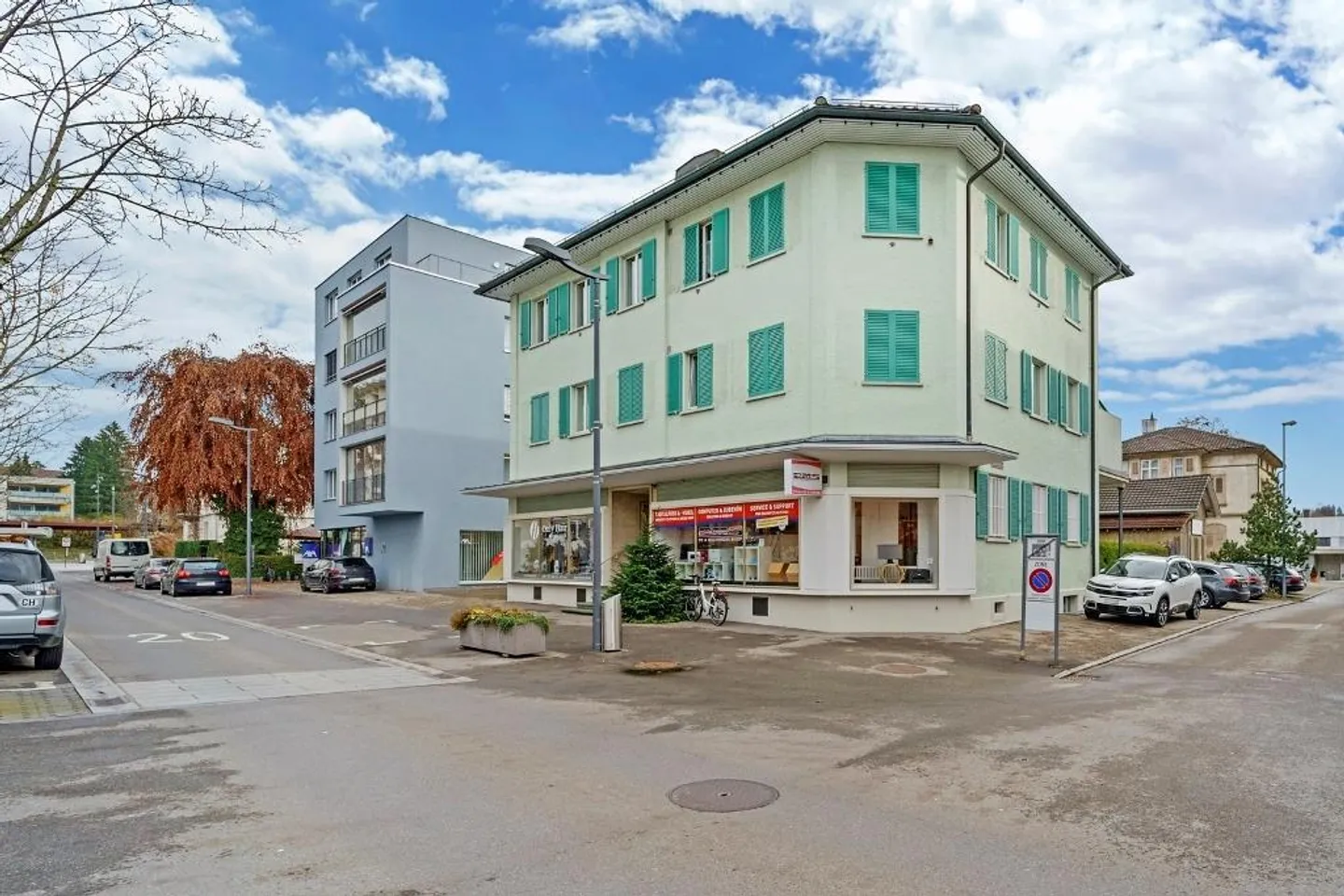 Stilvolle Wohnung in Flawil - Foto 1 von 8