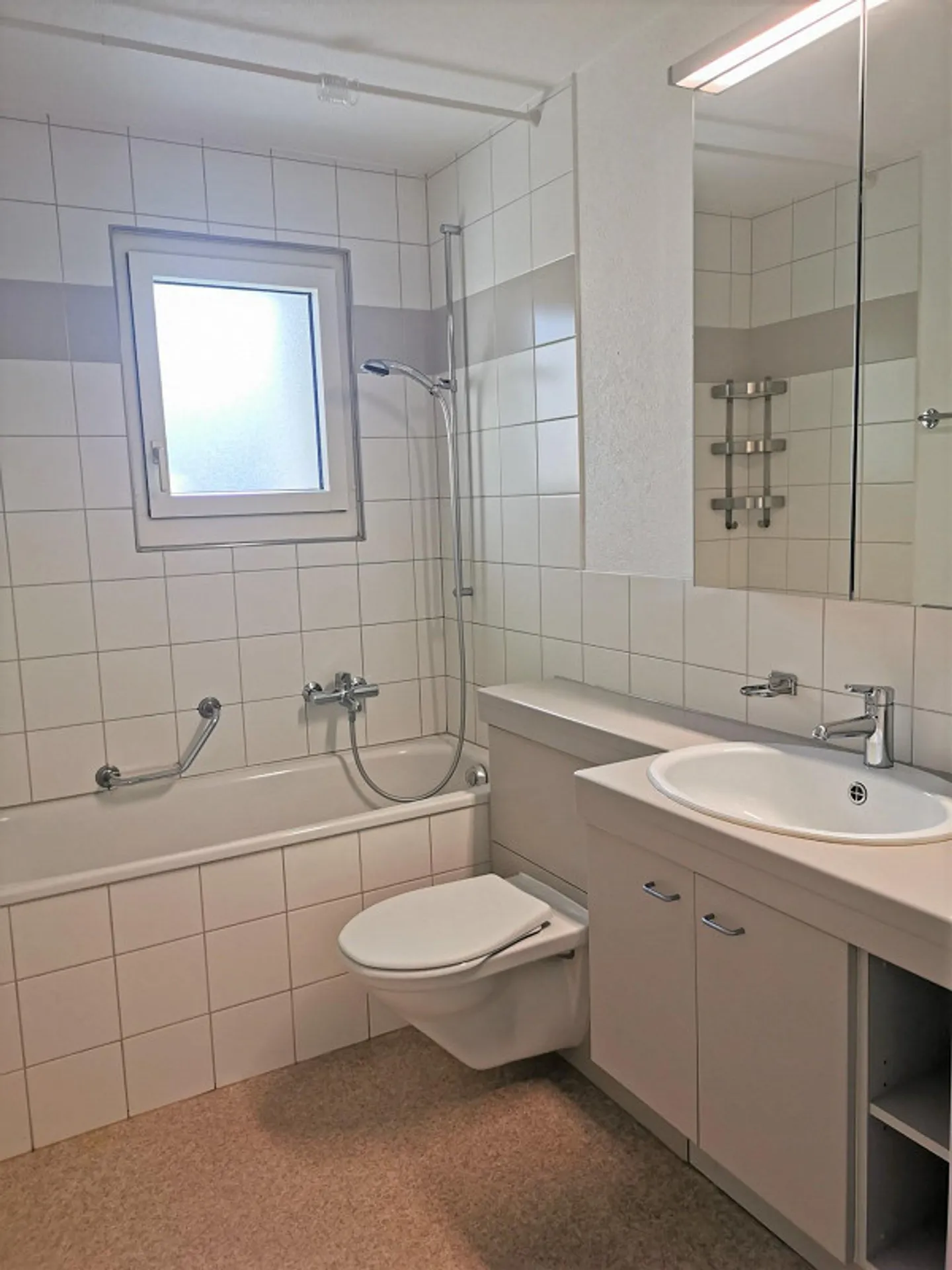 Charmante Wohnung bei Birs - Foto 4 von 8