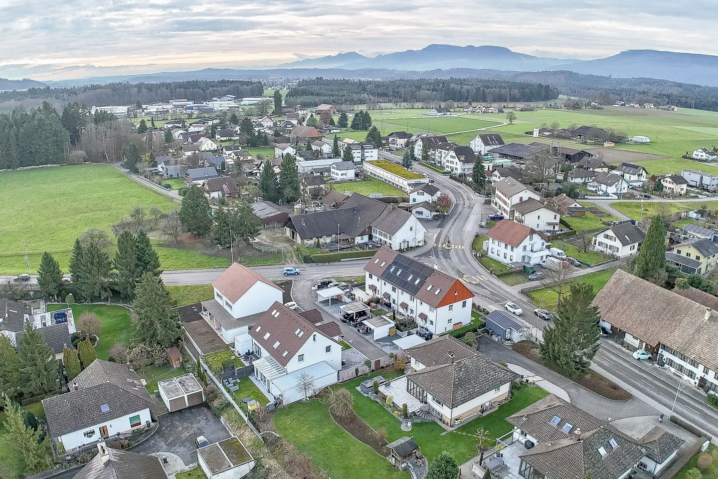 Modernes Familienhaus in Fulenbach - Foto 16 von 17