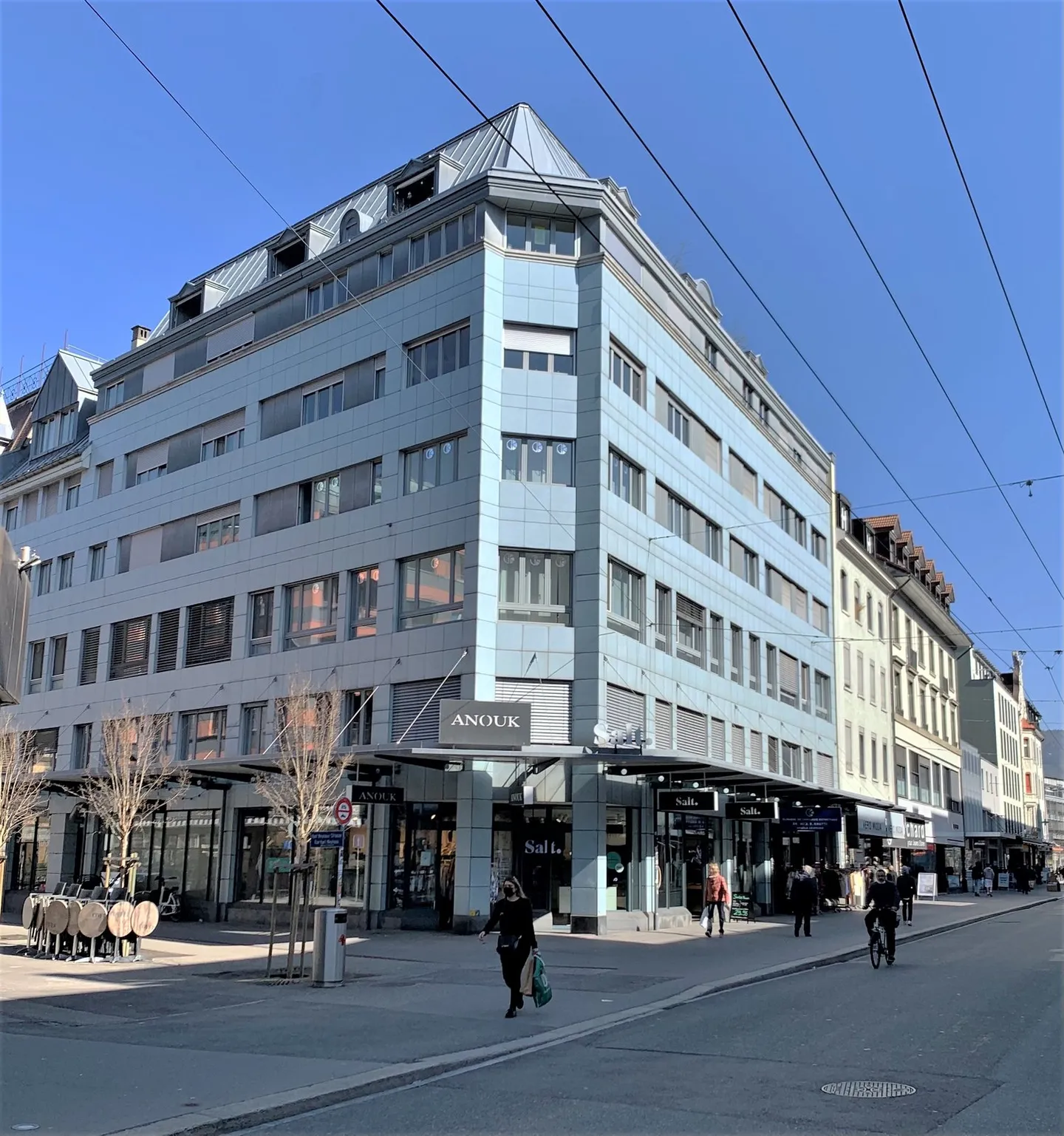 Bureau/Praxisräumlichkeiten à louer près de la gare - Photo 1 sur 4