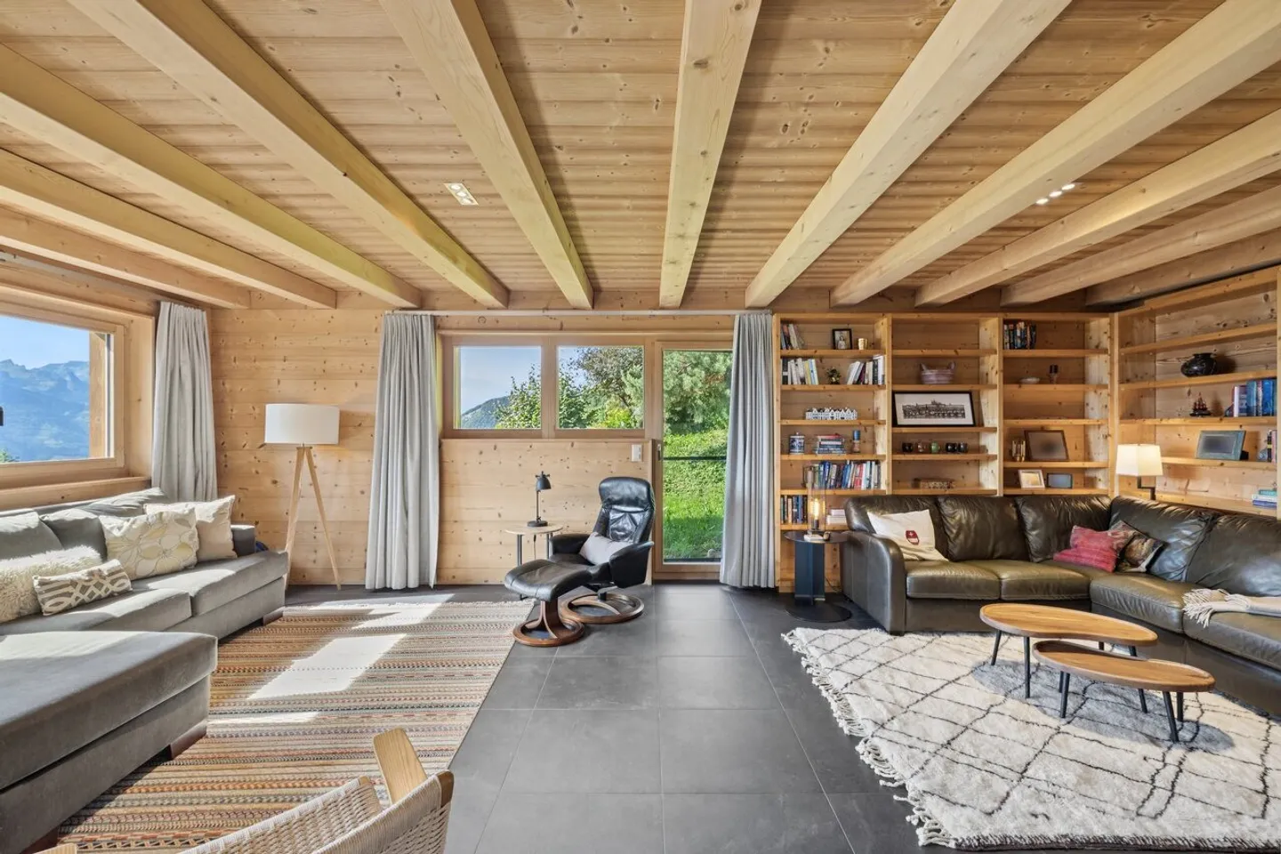 Glutières/Chablais Vaudois, prächtiges Chalet zwischen Ebene und Berg - Foto 6 von 19