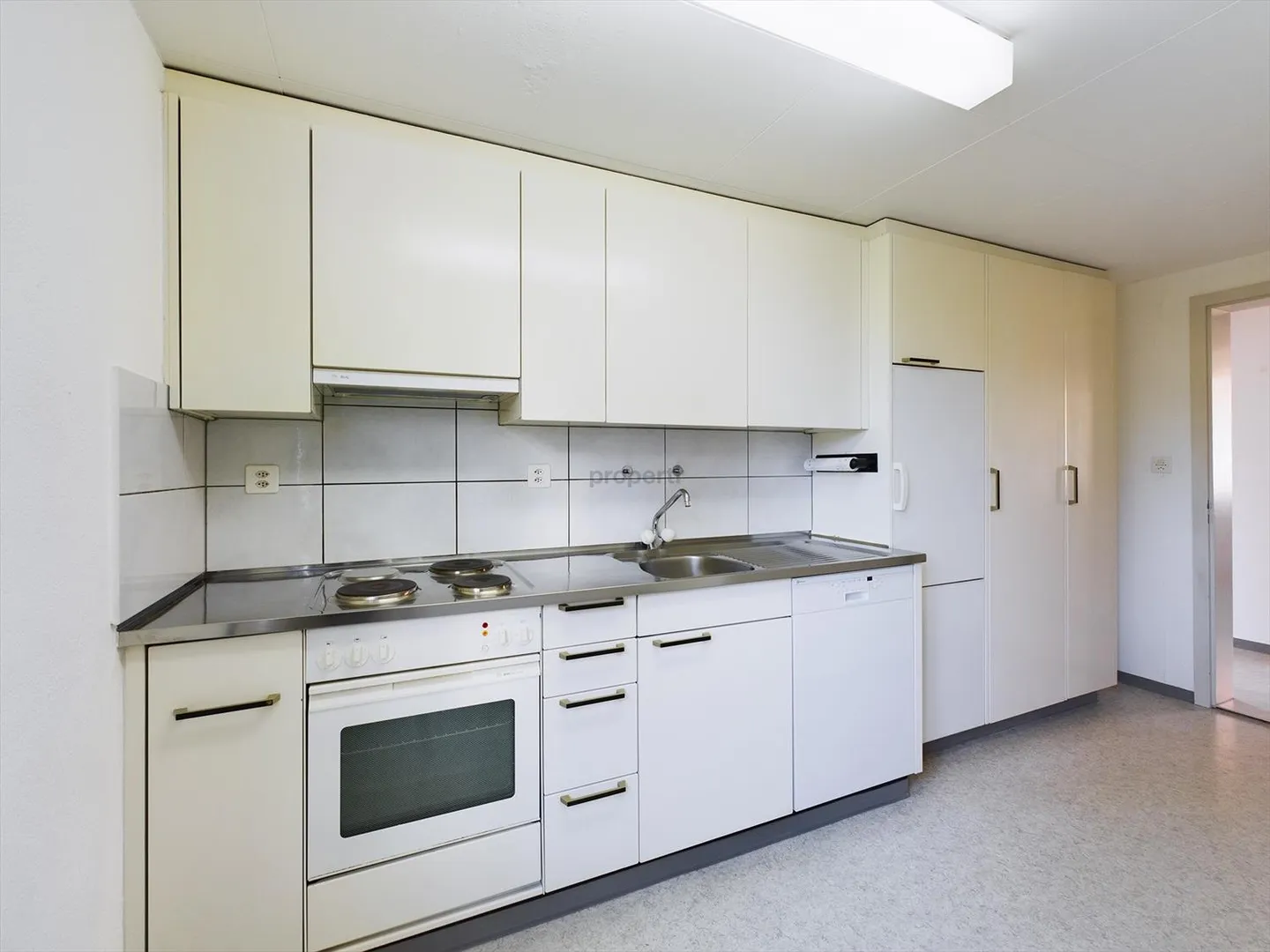Appartamento 3.5 locali a Gossau in una posizione tranquilla con un grande balcone - Foto 2 di 8