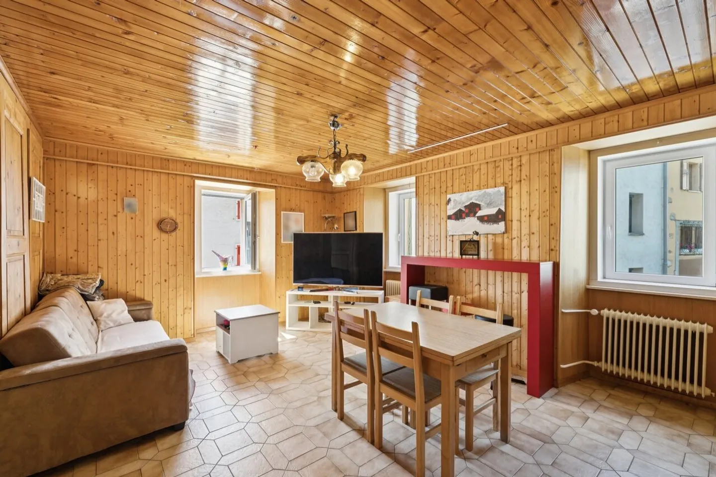 Beautiful 4.5-room apartment in small PPE - Town Center - Photo 9 of 11