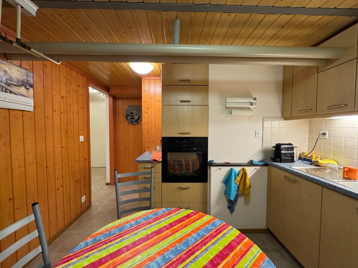 2,5-Zimmer-Wohnung + verfügbare möblierte Fläche von 50m2 - Foto 11 von 11