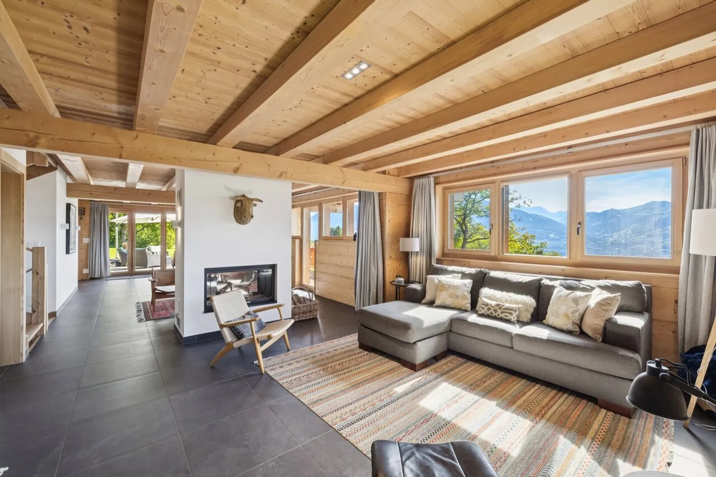 Glutières/Chablais Vaudois, prächtiges Chalet zwischen Ebene und Berg - Foto 5 von 19