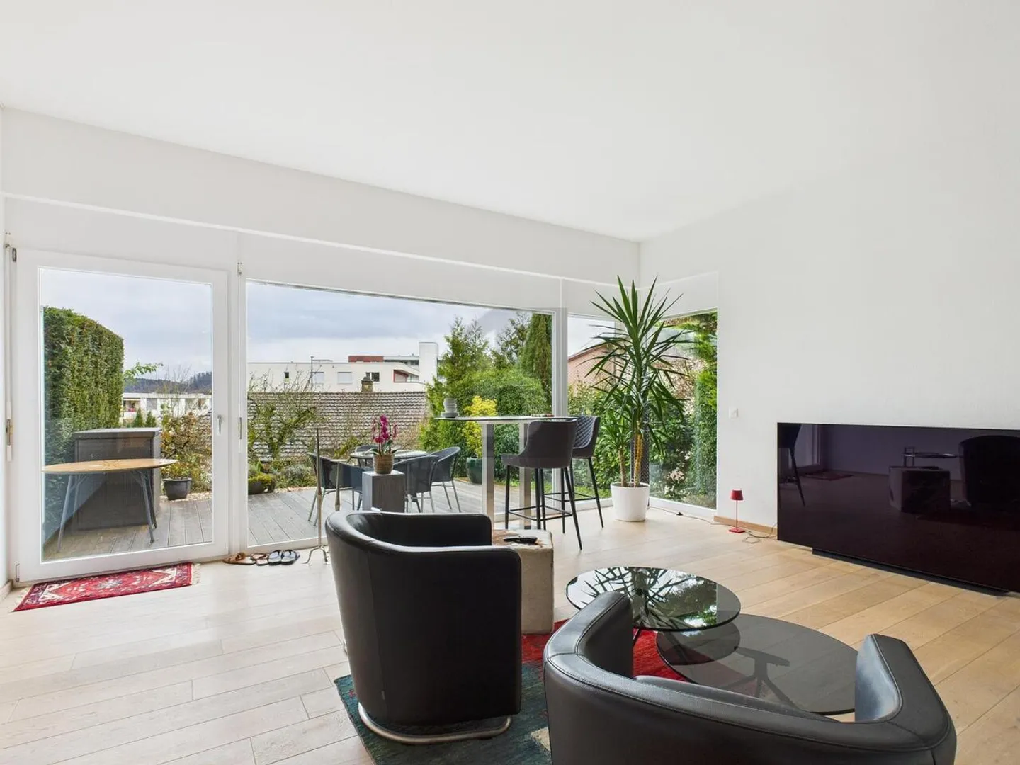 Flooded with Light with a View and Terrace - Photo 1 of 6