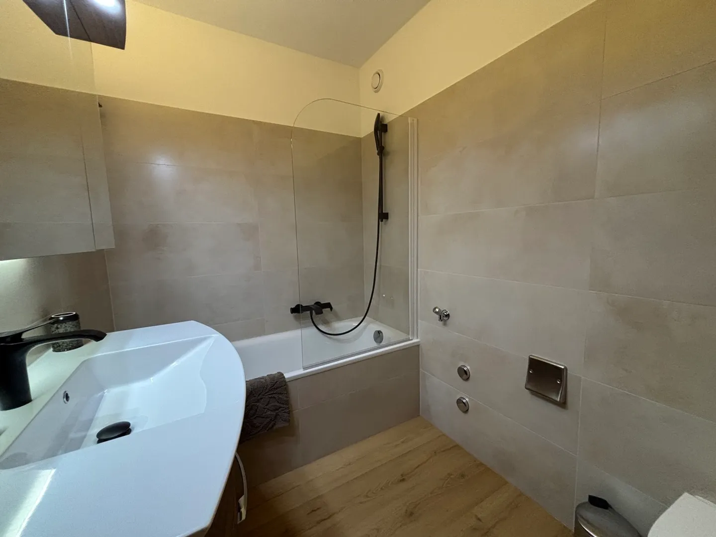 Apartment for rent - Photo 9 of 15