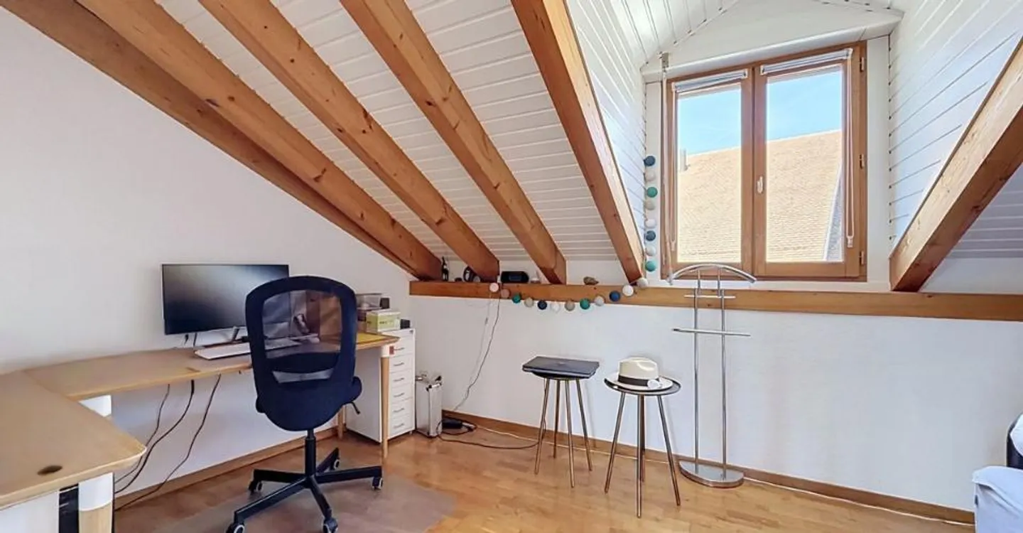 Appartamento luminoso di 4,5 locali all'interno di una piccola PPE - Foto 8 di 10