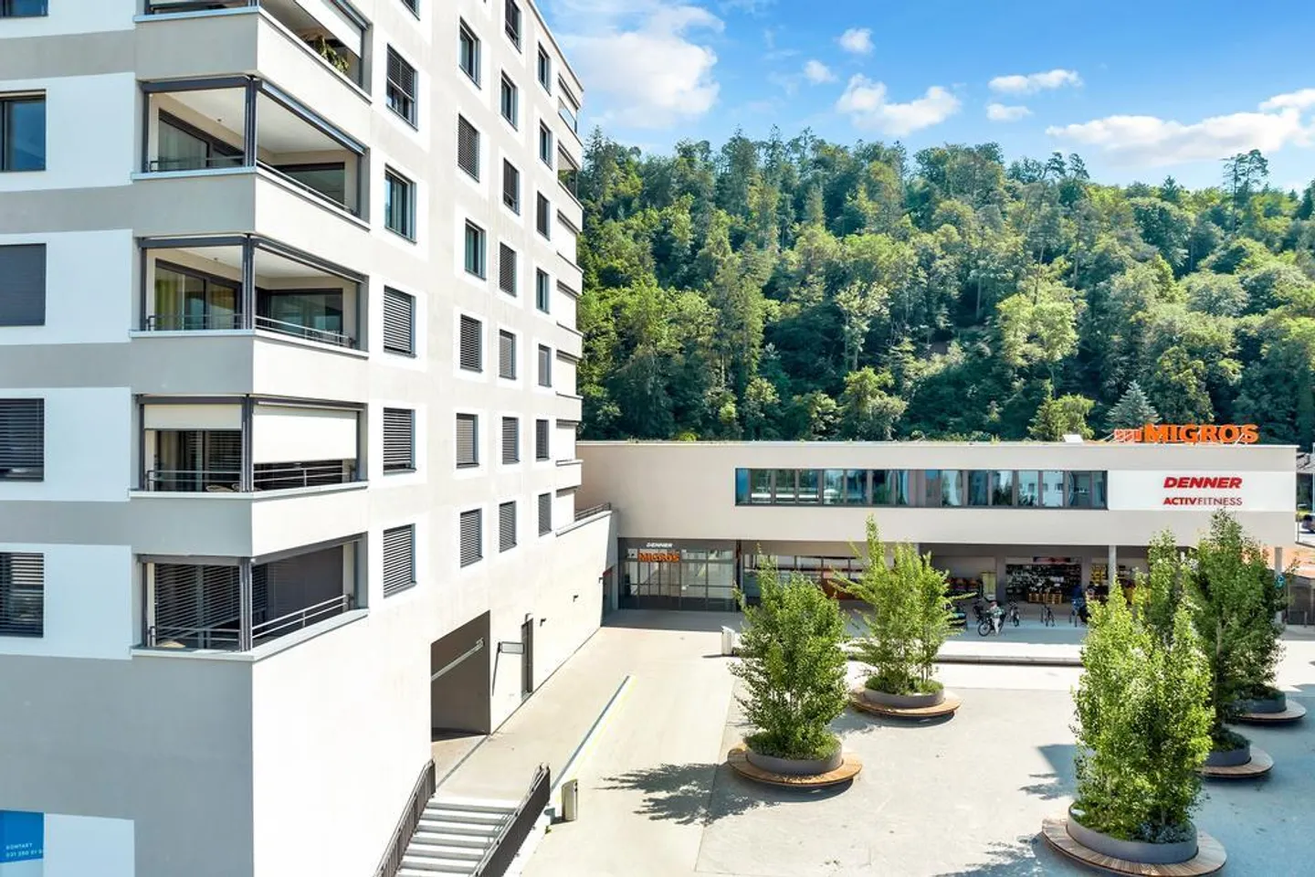 Appartement moderne 3,5 pièces avec belle vue - Photo 2 sur 7