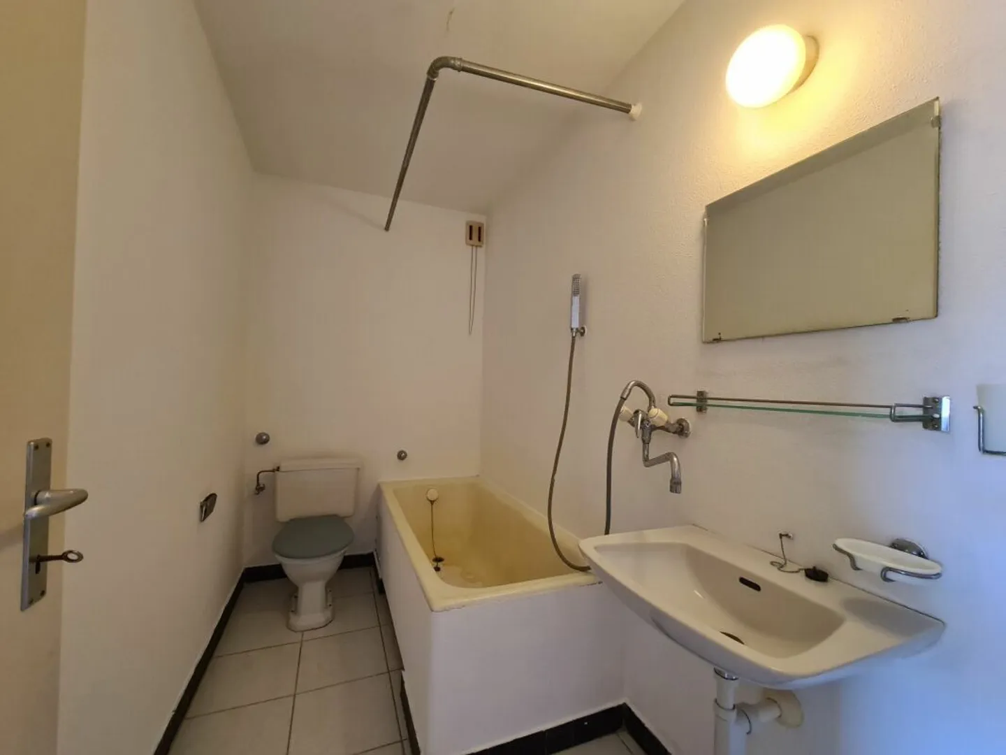 Bright 2-Room Apartment - Photo 5 of 5