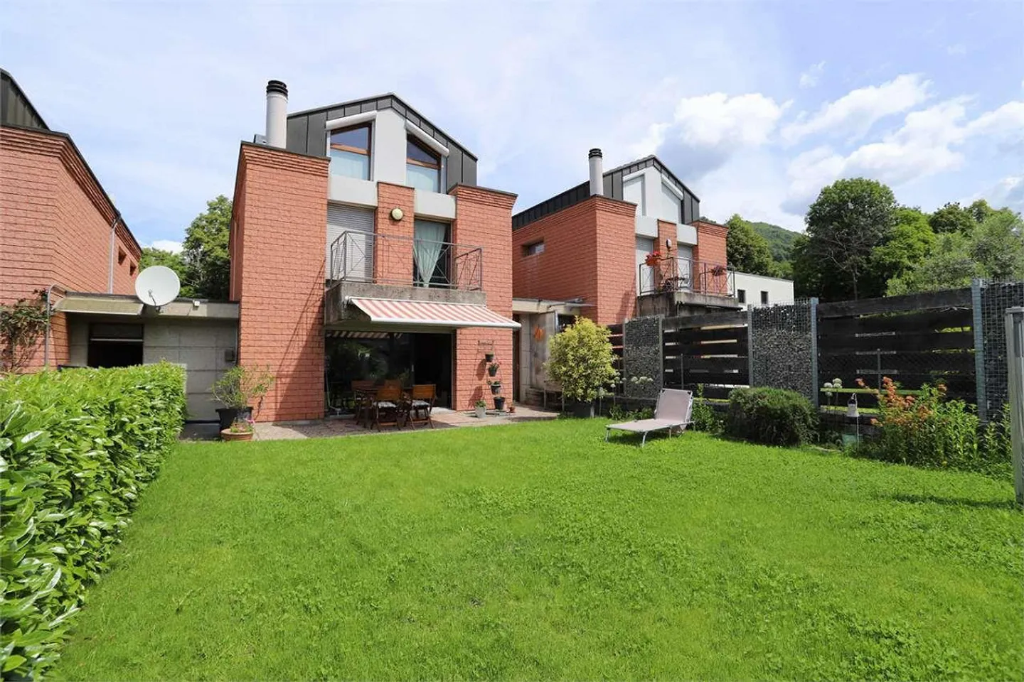 Graziosa casa unifamiliare - Foto 1 di 13