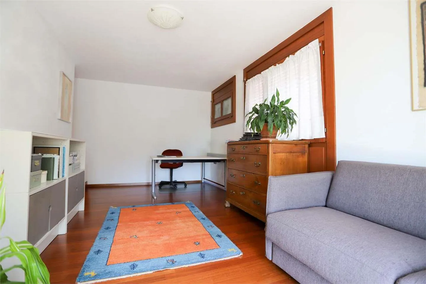 Graziosa casa unifamiliare - Foto 6 di 13