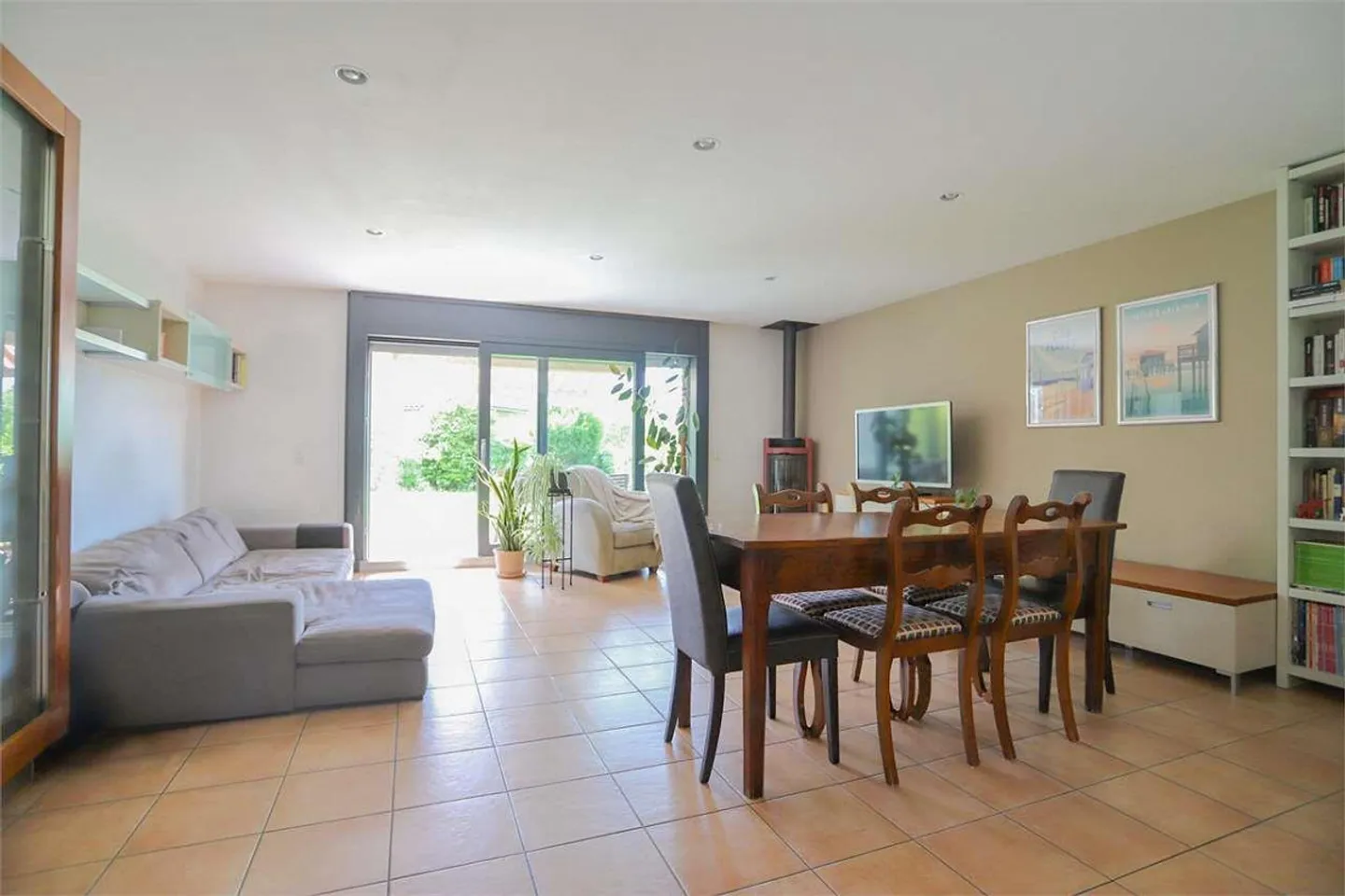 Graziosa casa unifamiliare - Foto 4 di 13