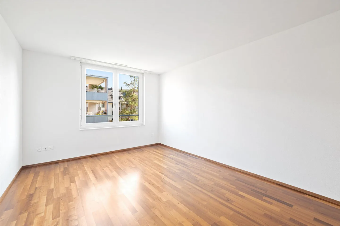 Geräumige Wohnung mit Balkon - Foto 8 von 9