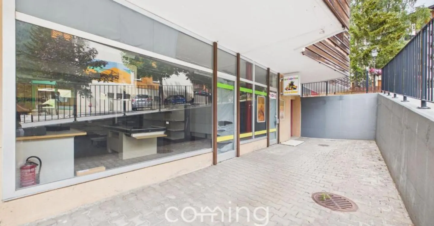La tua occasione nel centro di Leukerbad - Spazio commerciale con grande potenziale - Foto 1 di 7