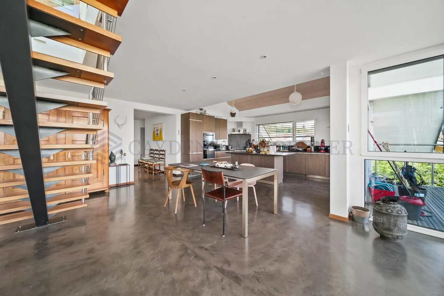 Superb 6.5 rooms facing the lake - Photo 3 of 13
