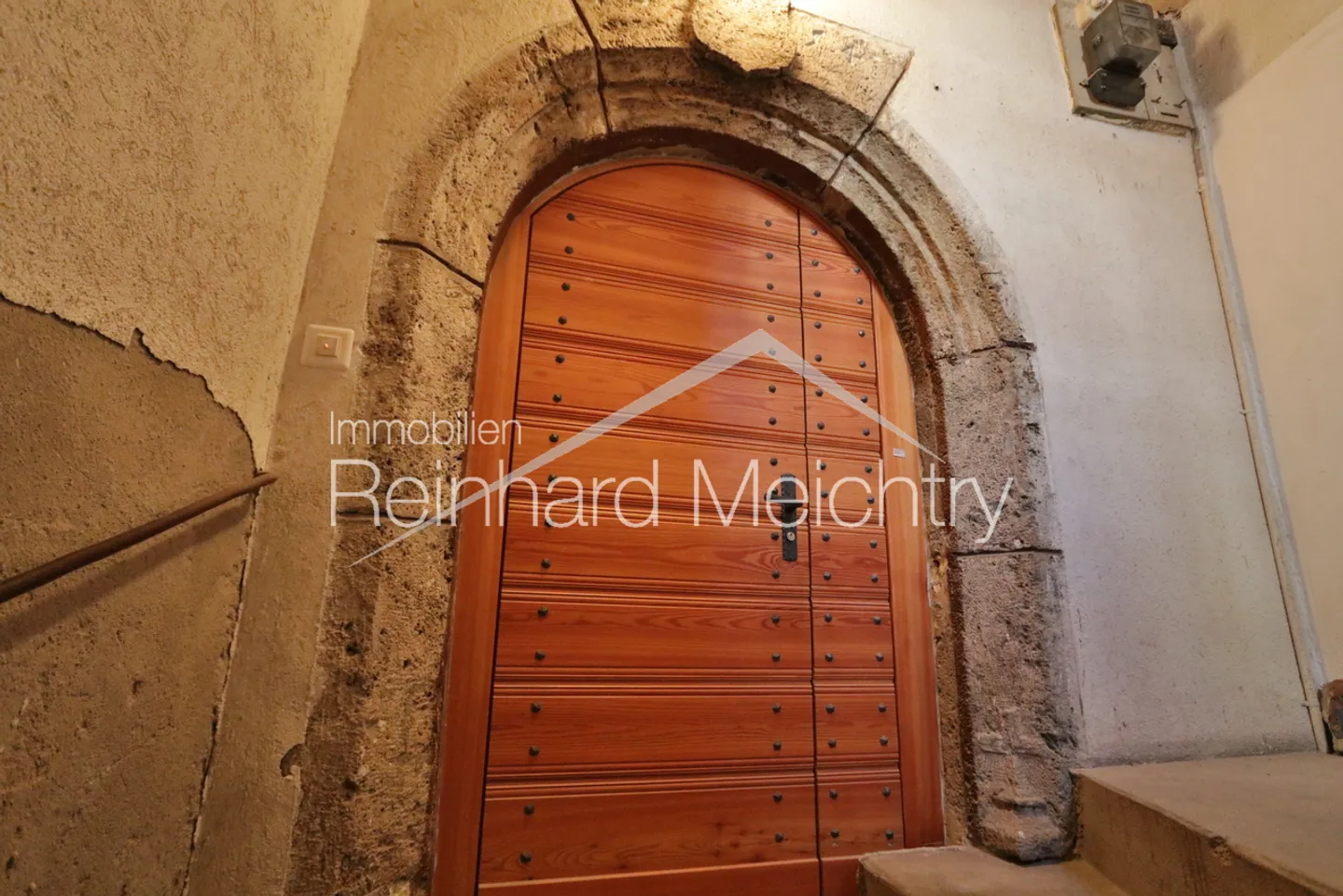 «Historisches Wohnhaus mit 3 Wohnungen mit Blick auf das Leuker Schloss» - Foto 10 von 52