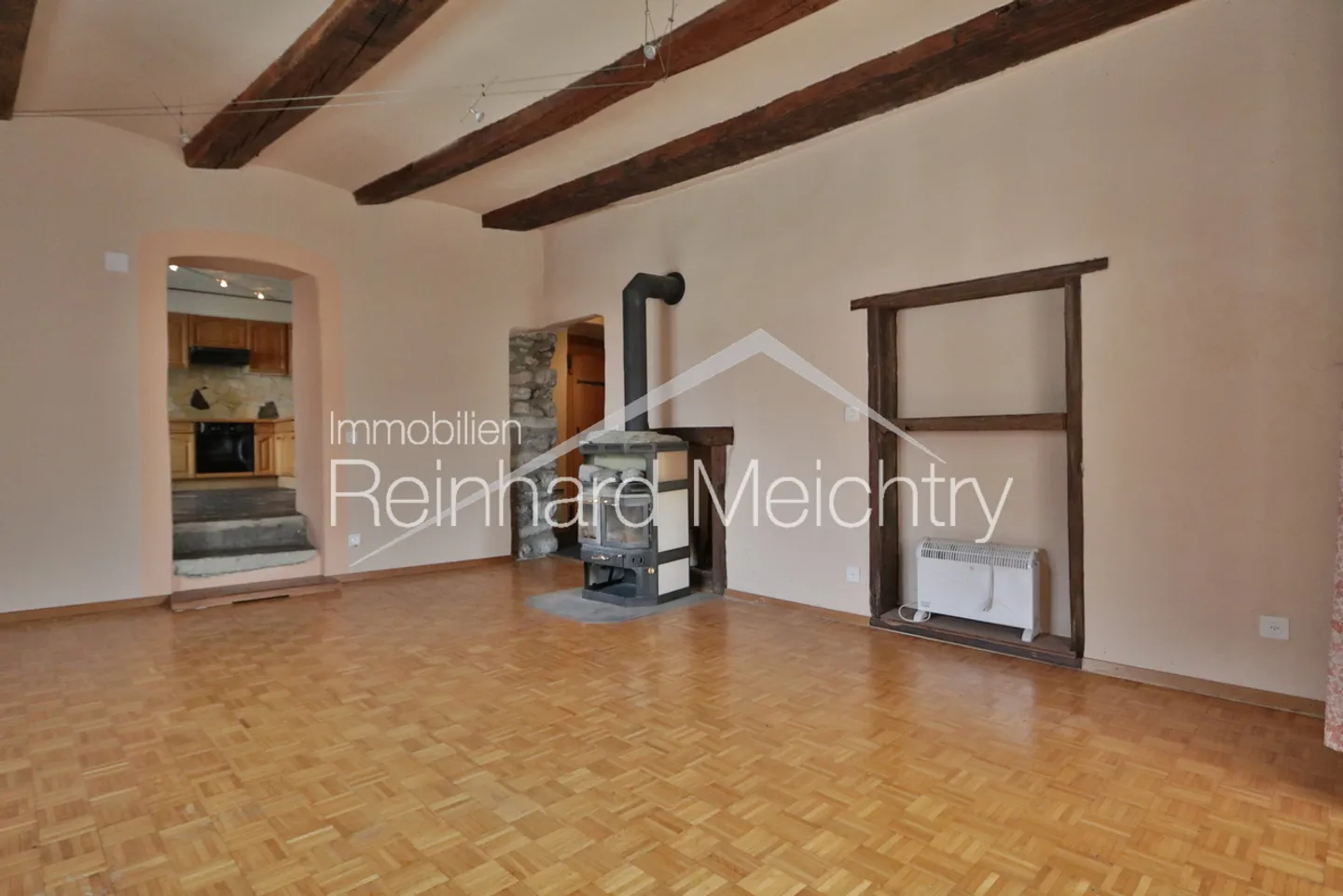 «Historisches Wohnhaus mit 3 Wohnungen mit Blick auf das Leuker Schloss» - Foto 15 von 52