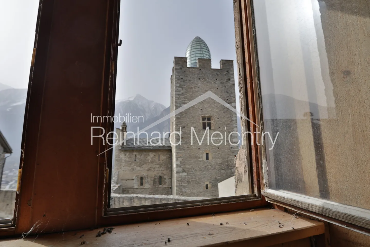 «Historisches Wohnhaus mit 3 Wohnungen mit Blick auf das Leuker Schloss» - Foto 20 von 52