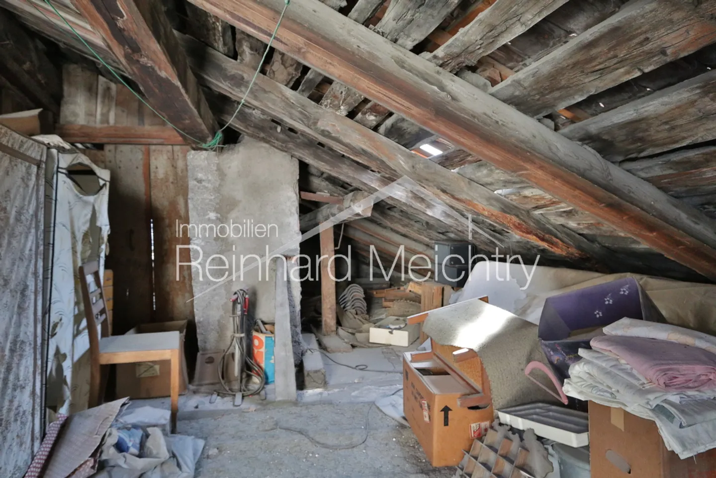 «Historisches Wohnhaus mit 3 Wohnungen mit Blick auf das Leuker Schloss» - Foto 52 von 52