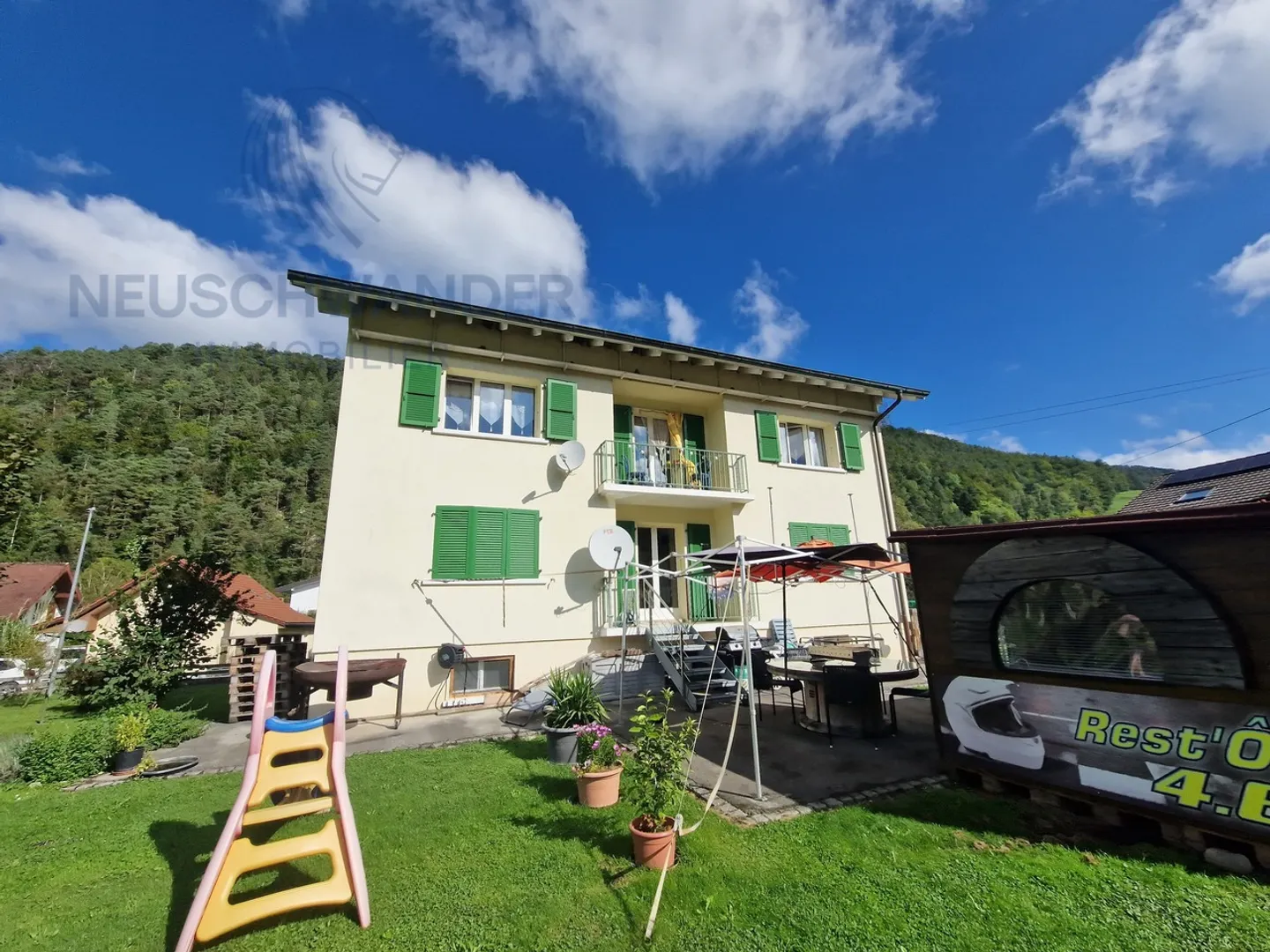 Immeuble résidentiel à vendre - Photo 1 sur 4