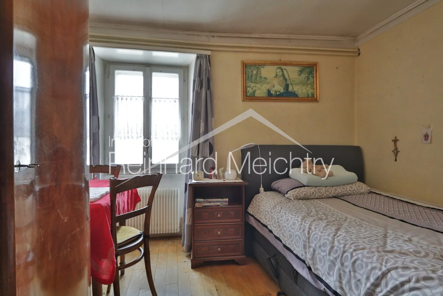 «Historisches Wohnhaus mit 3 Wohnungen mit Blick auf das Leuker Schloss» - Foto 44 von 52