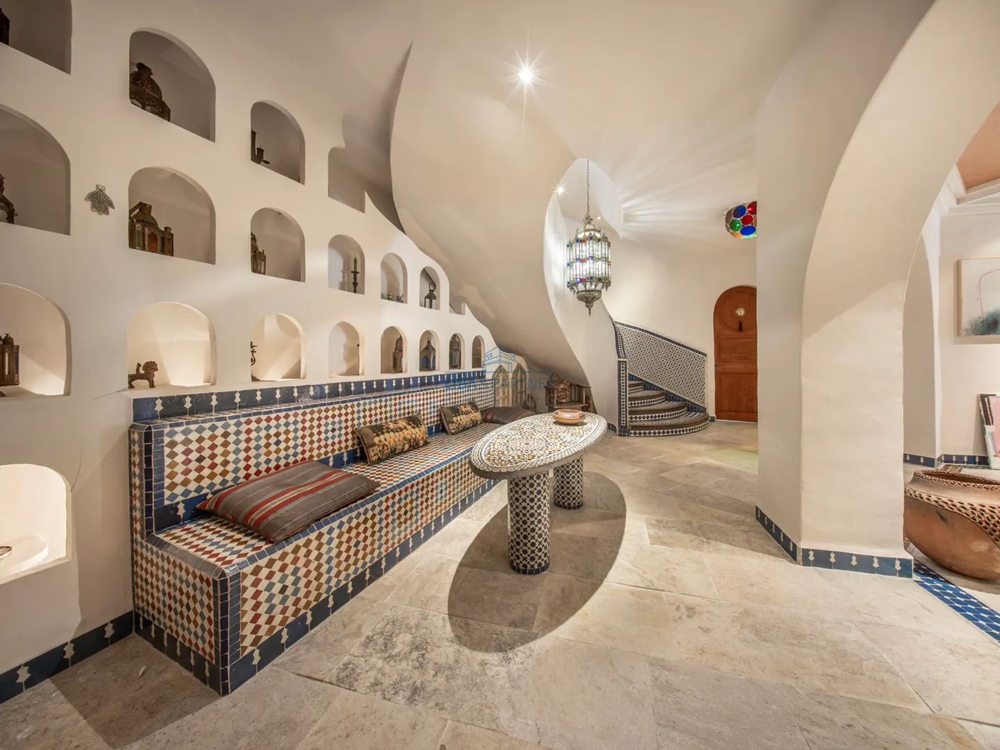 Luxury Villa with Pool and View - Photo 5 of 19