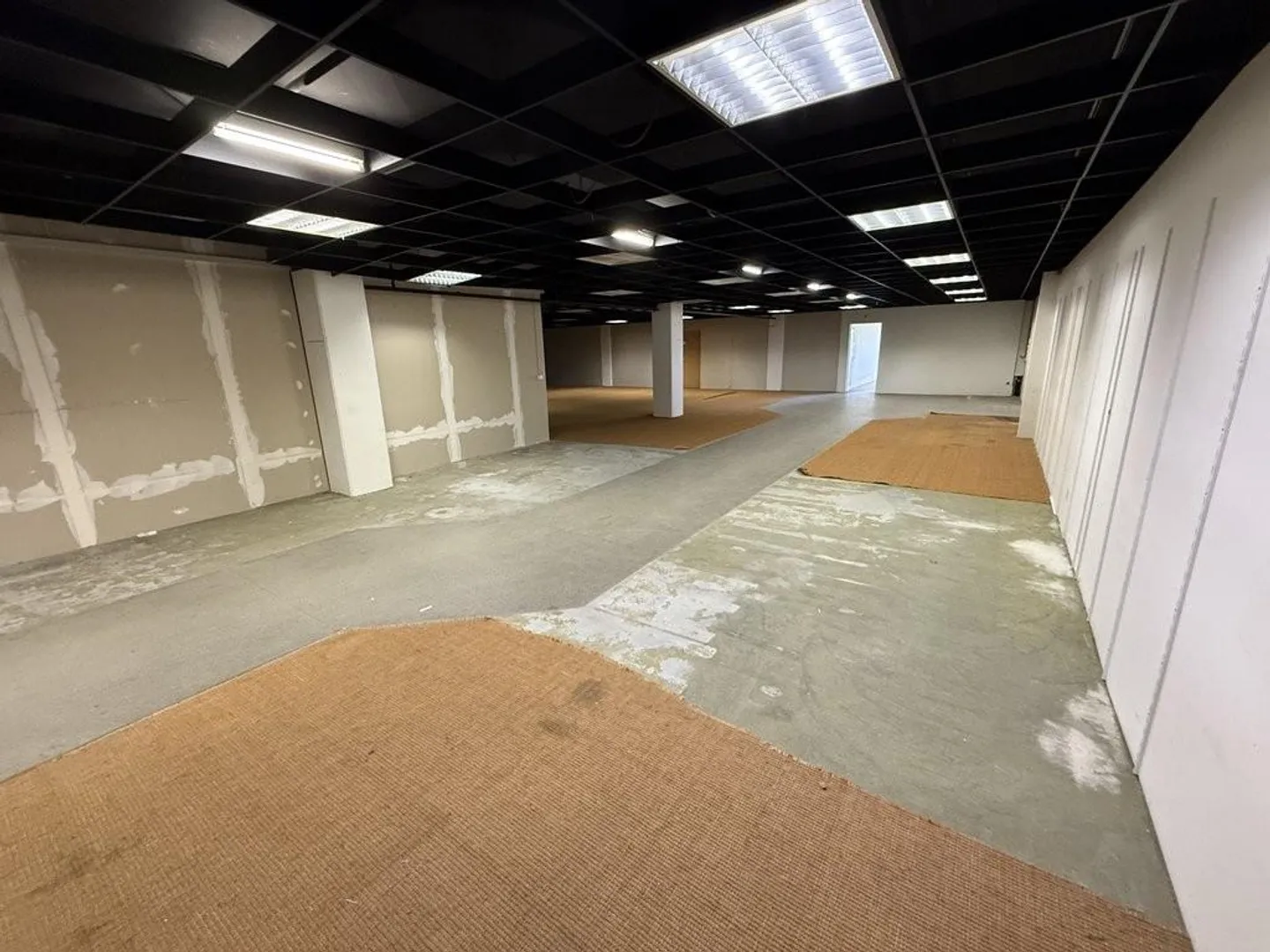 Lager in der Shoppingmeile Lyssach zu vermieten - Foto 4 von 5