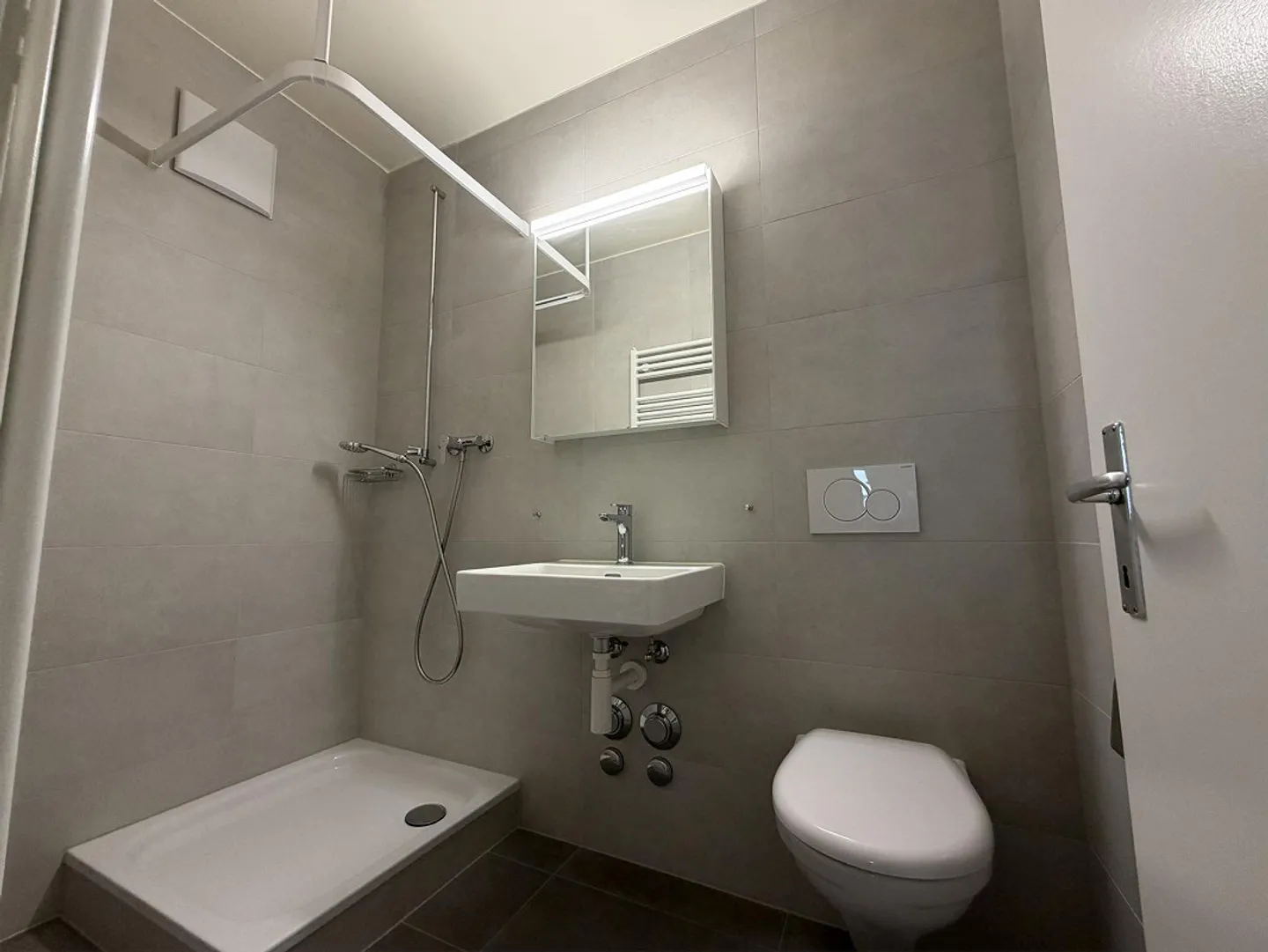 Appartamento spazioso a Pérolles - Foto 8 di 9