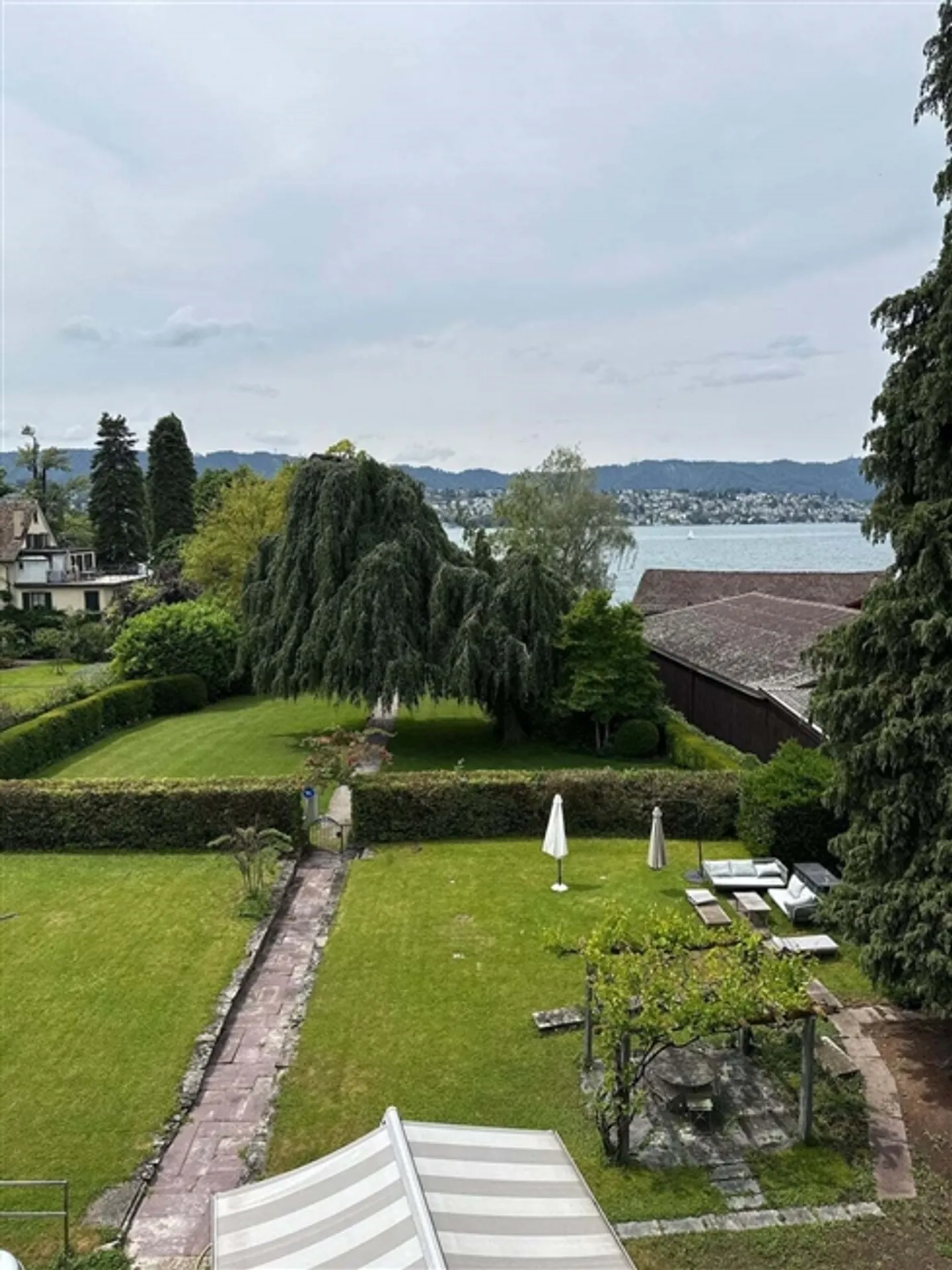 "APPARTAMENTO 3½ STANZE A KÜSNACHT (ZH), ARREDATO, TEMPORANEO" - Foto 10 di 10