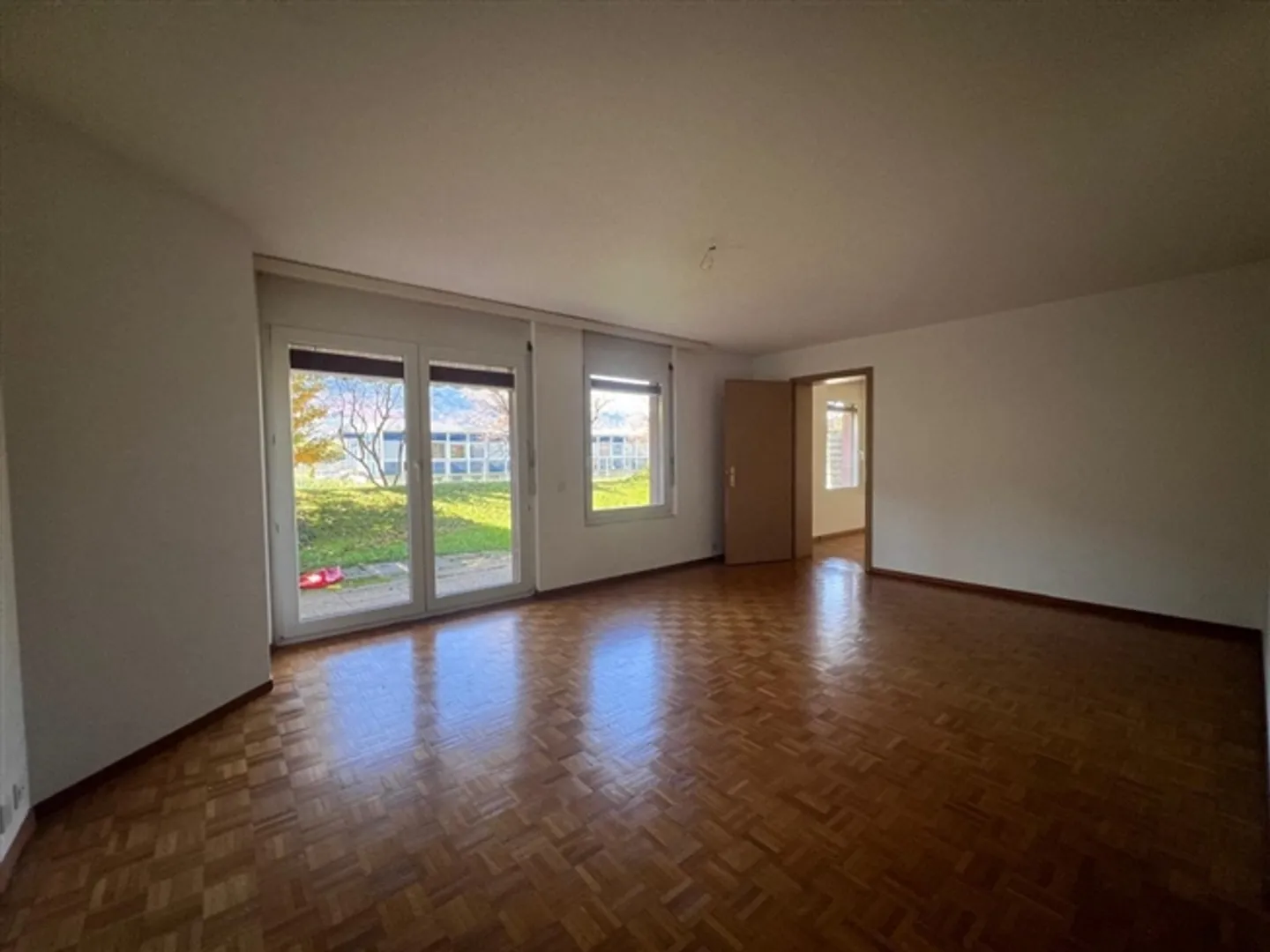 Appartamento con 5,5 stanze al piano terra in affitto - Foto 8 di 12