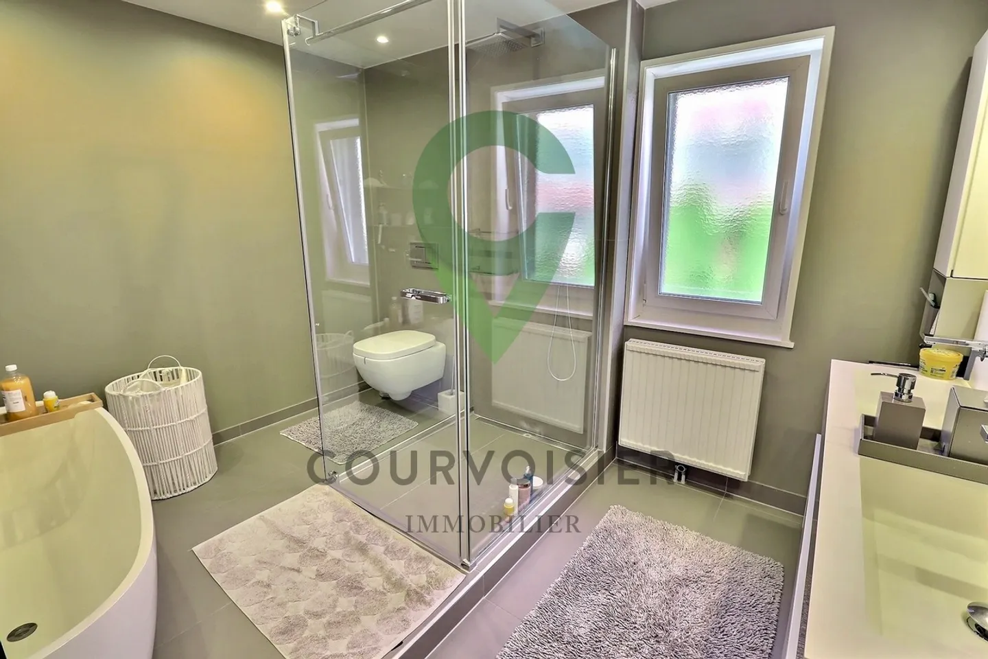 Superba villa indipendente con giardino a Pully - Foto 9 di 13